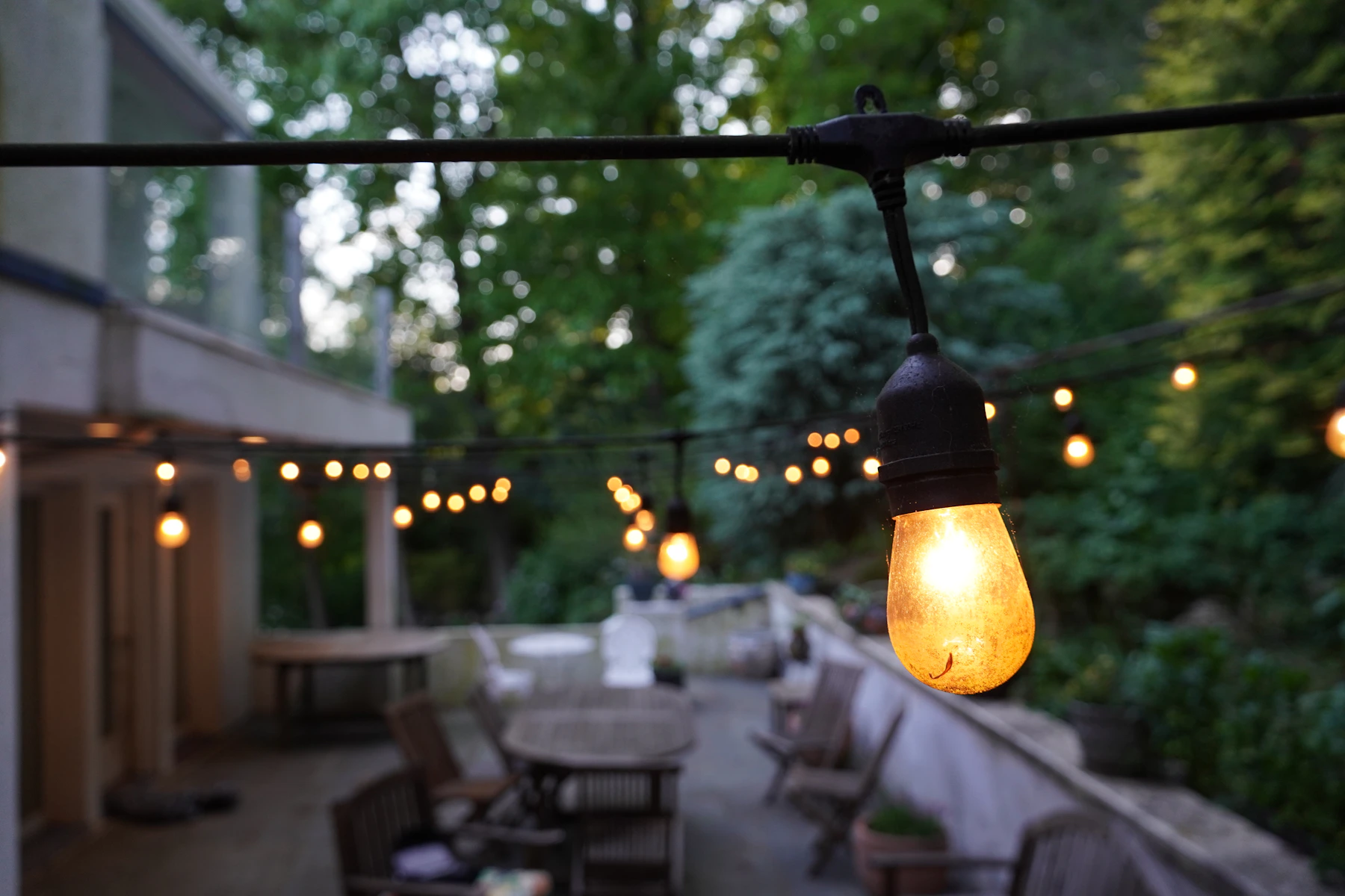An outdoor room with an evening chapter