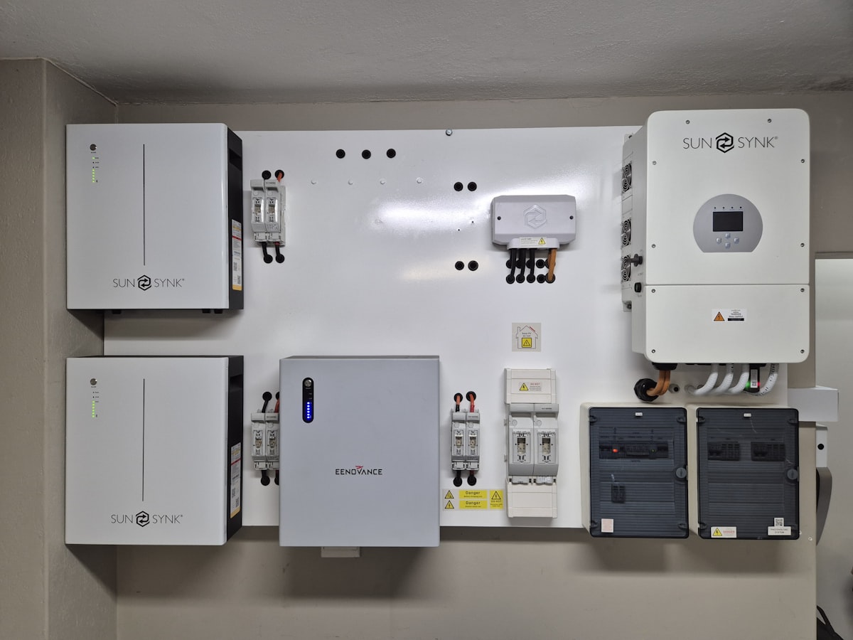 Coupure de courant : vos panneaux solaires continuent-ils de vous alimenter ?