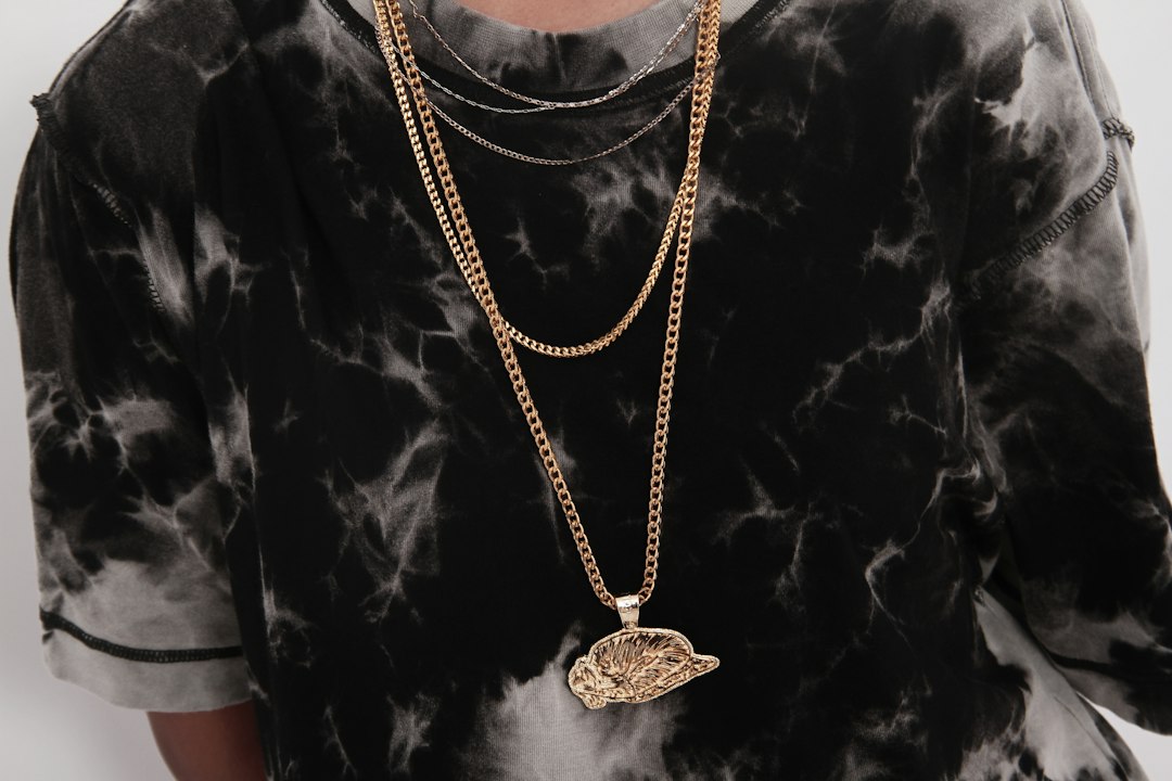 gold pendant necklace display