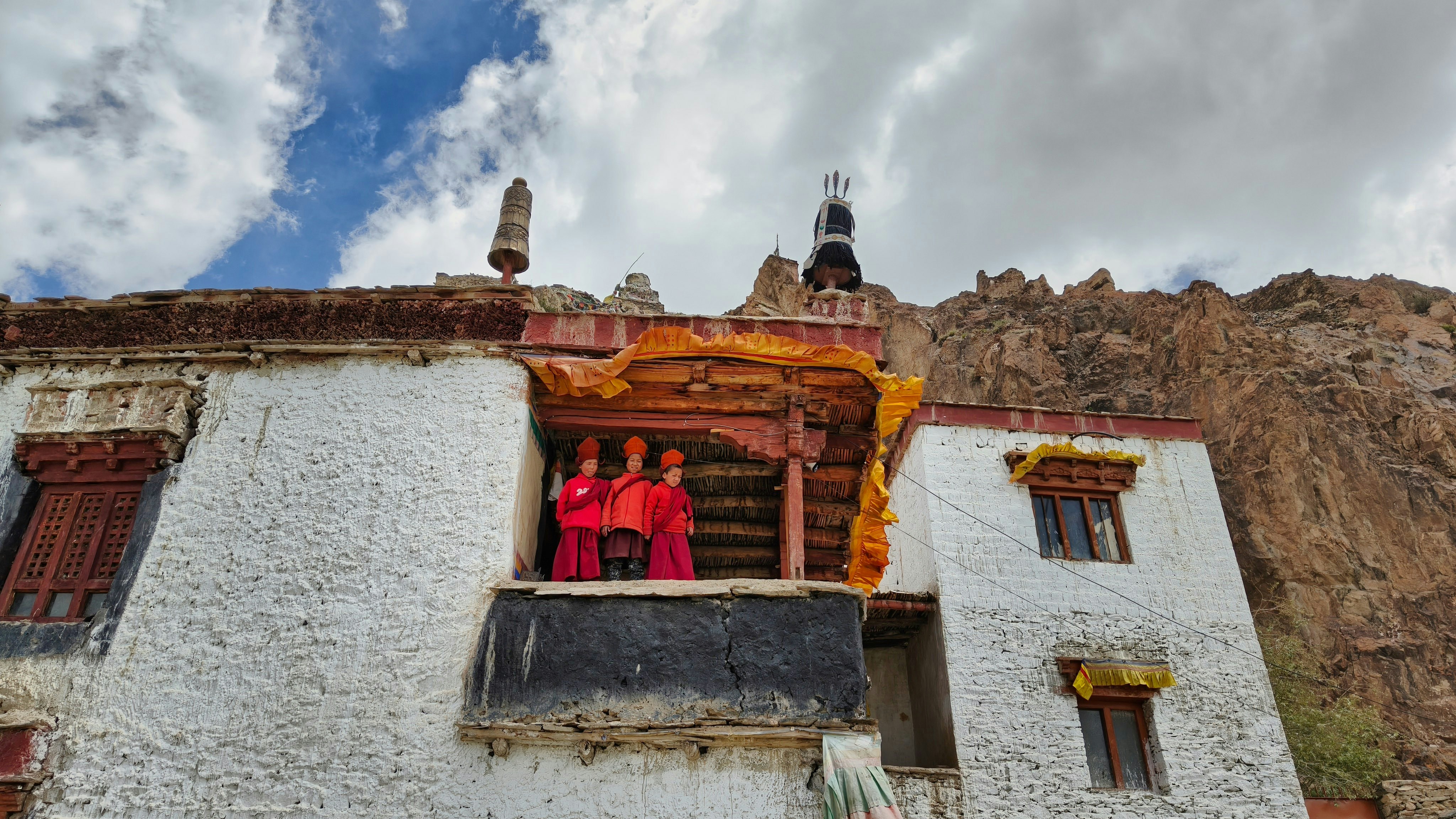 Photo by hiresayan