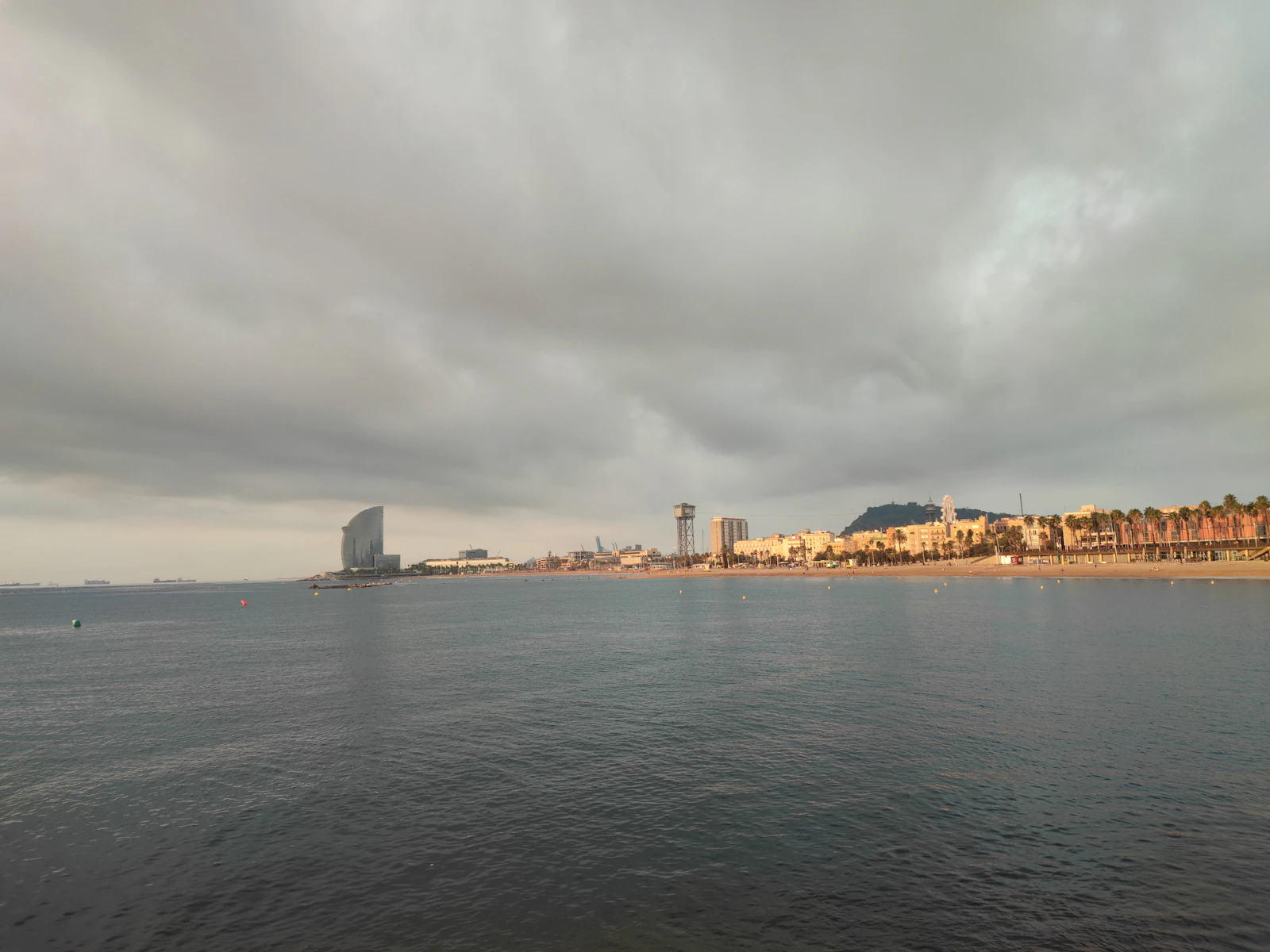 METT Barcelona: Panoramic Hilltop Views Over the City