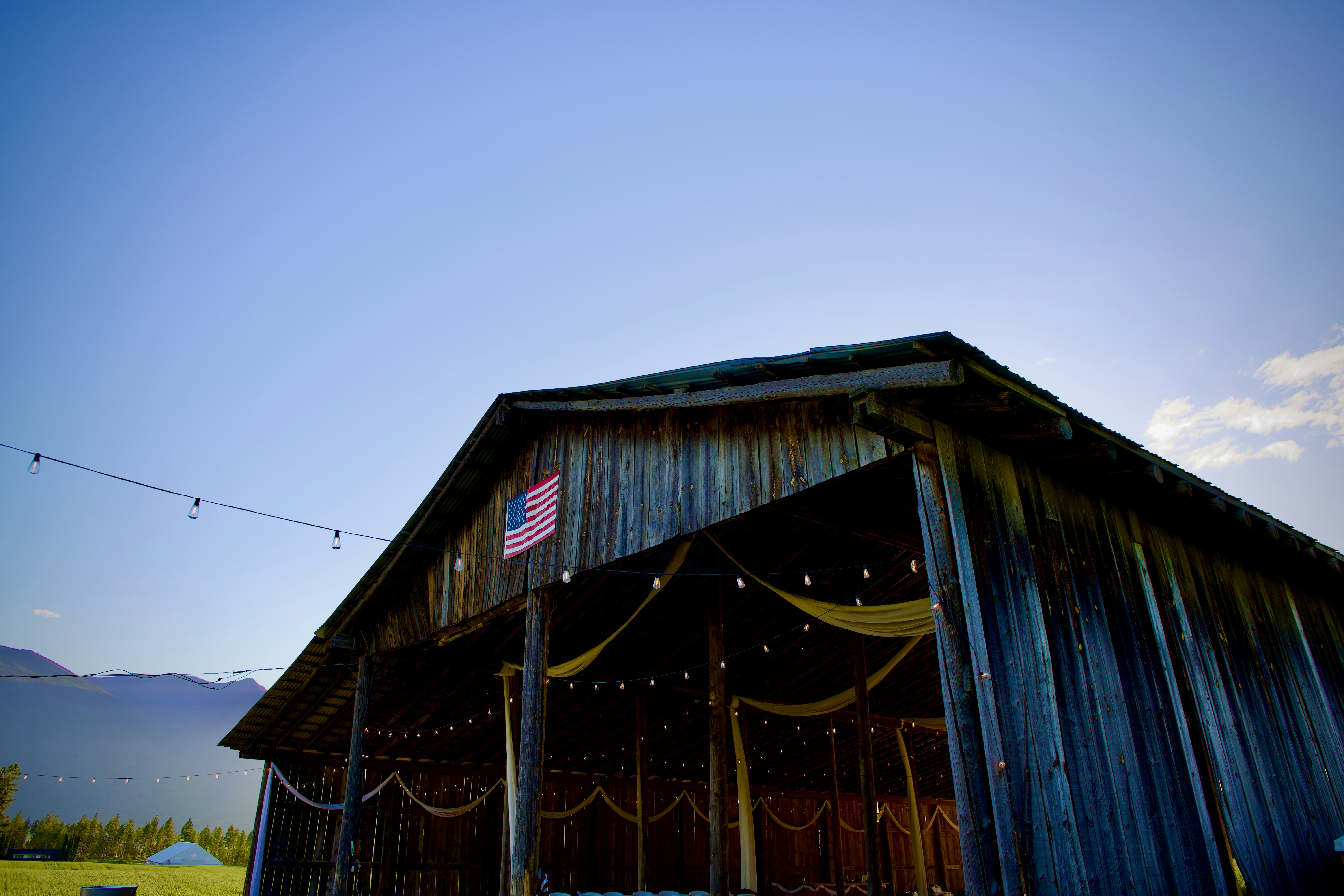rustic wedding backdrop, wallpaper, Country Wedding Backdrop Creative Ideas for Rustic Elegance 6