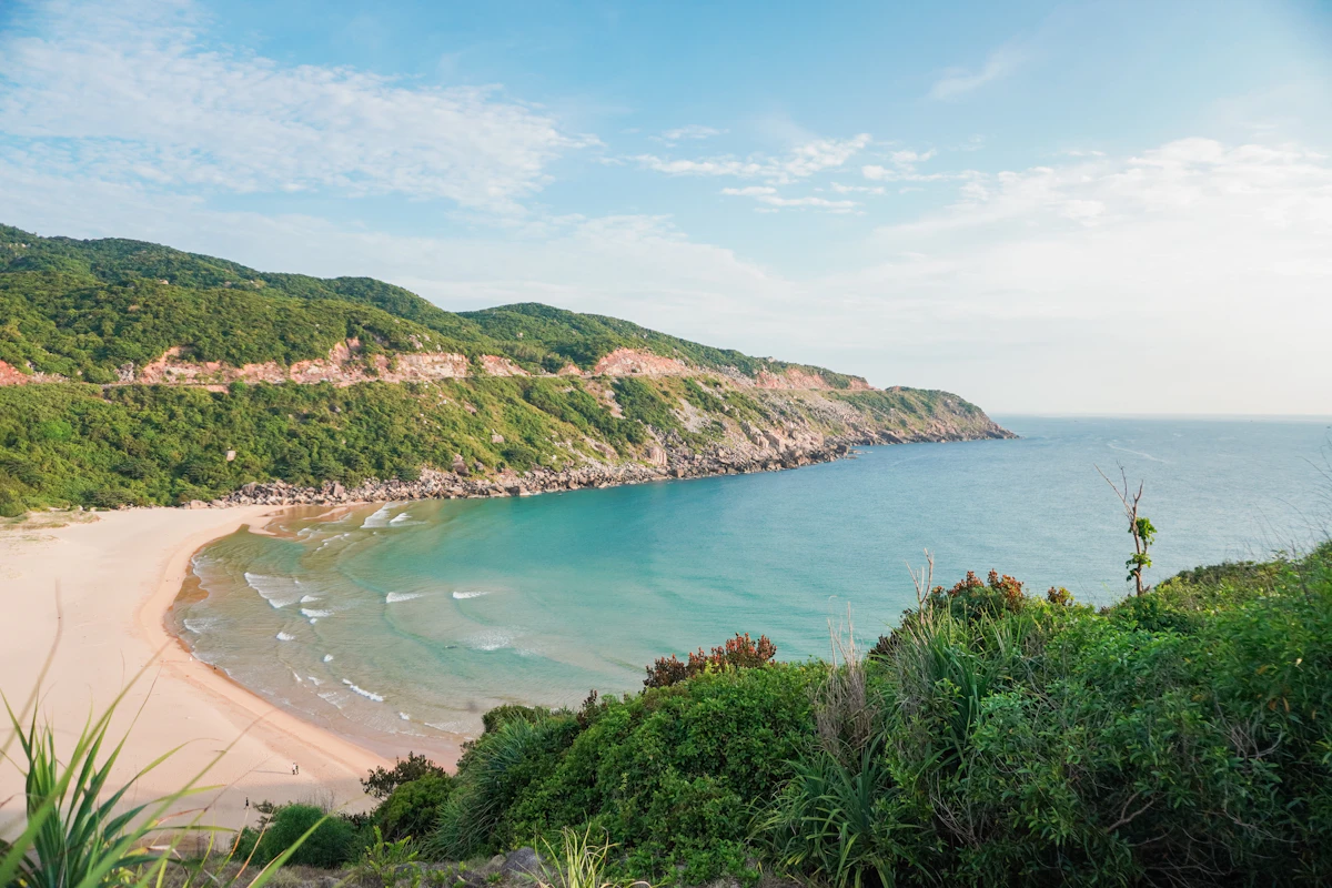 Bai Xep Cliffside Meadows and Pristine Waves Phu Yen