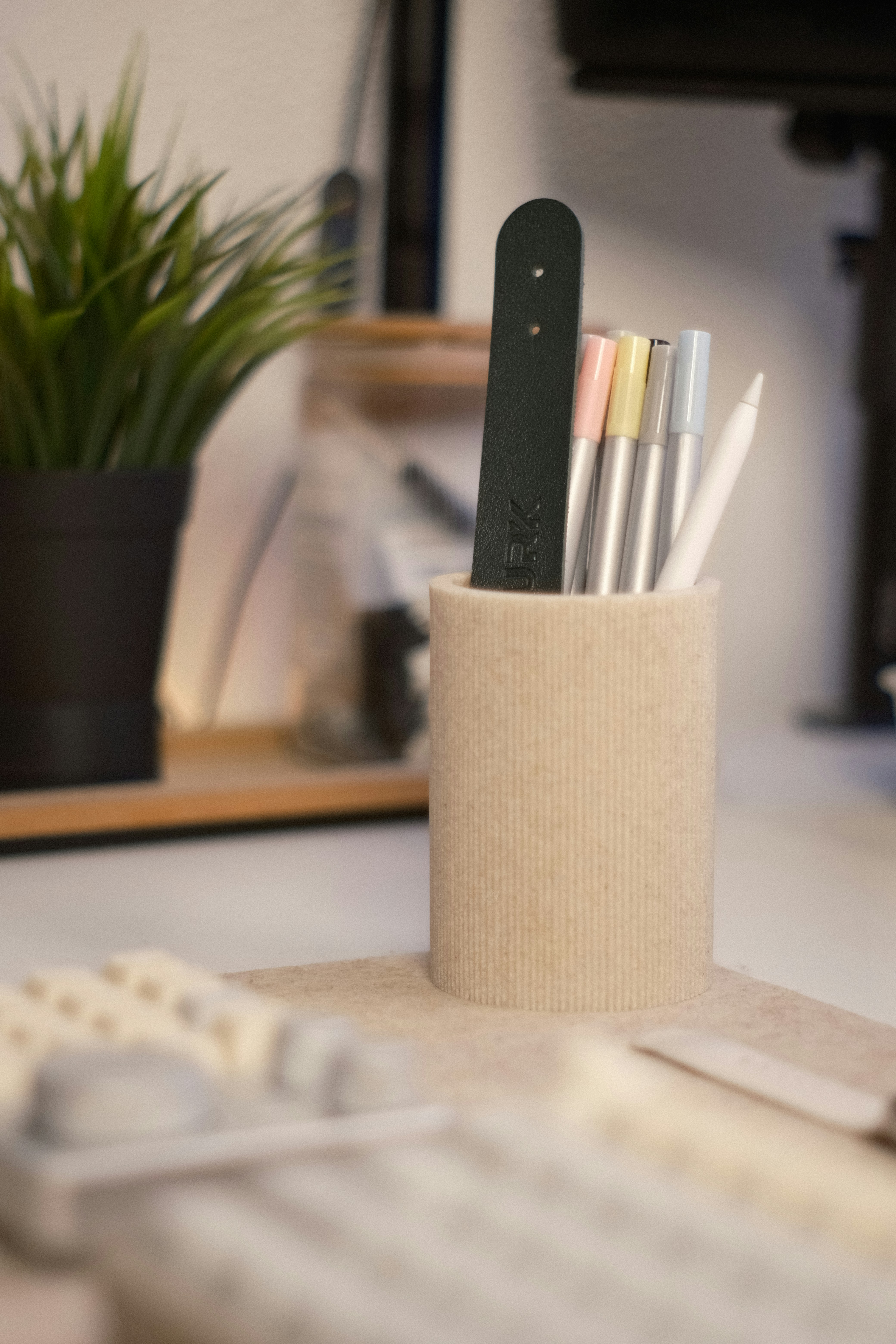 creative art supplies desk, wallpaper, Very Easy Crafts for Adults: Low-Stress DIY Ideas for Beginners 5