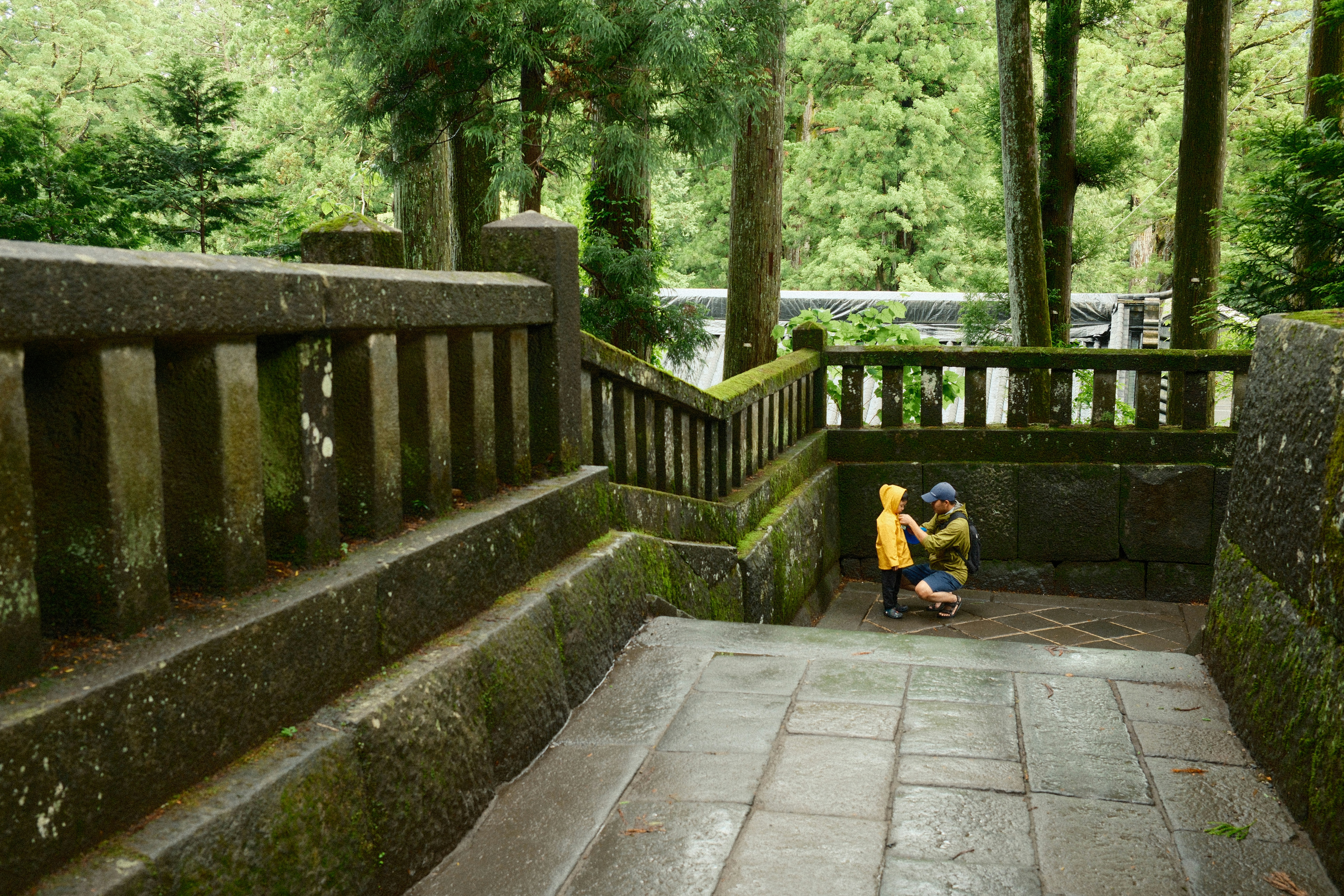 Photo: Fatherhood — Nikkō Tōshōgū, Nikko, Japan