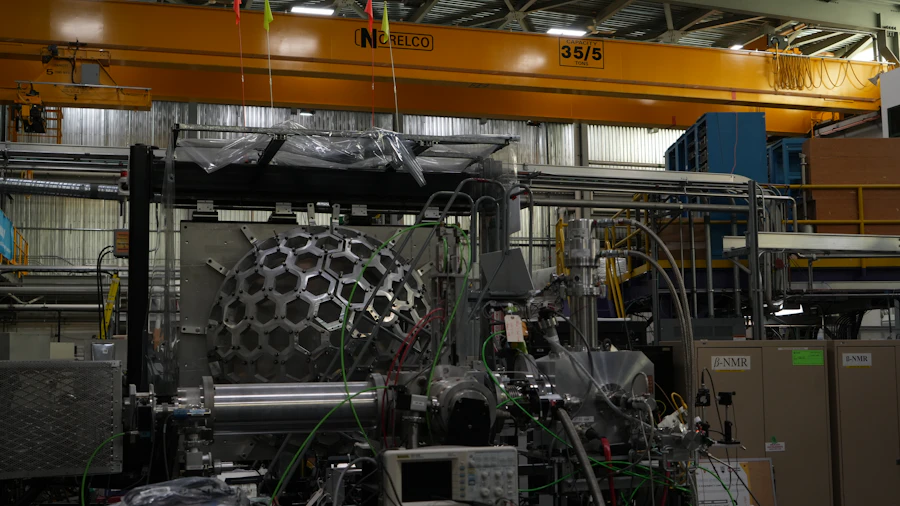 Large injection molding machine with mold on the shop floor
