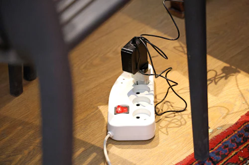 Cruise-safe power strip (no surge protector)