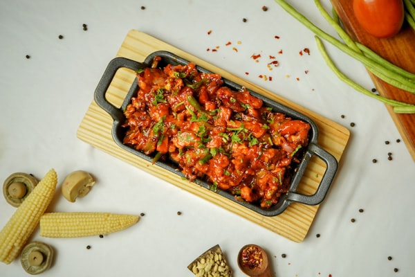 Gegrilde aubergine met mager gehakt — receptfoto