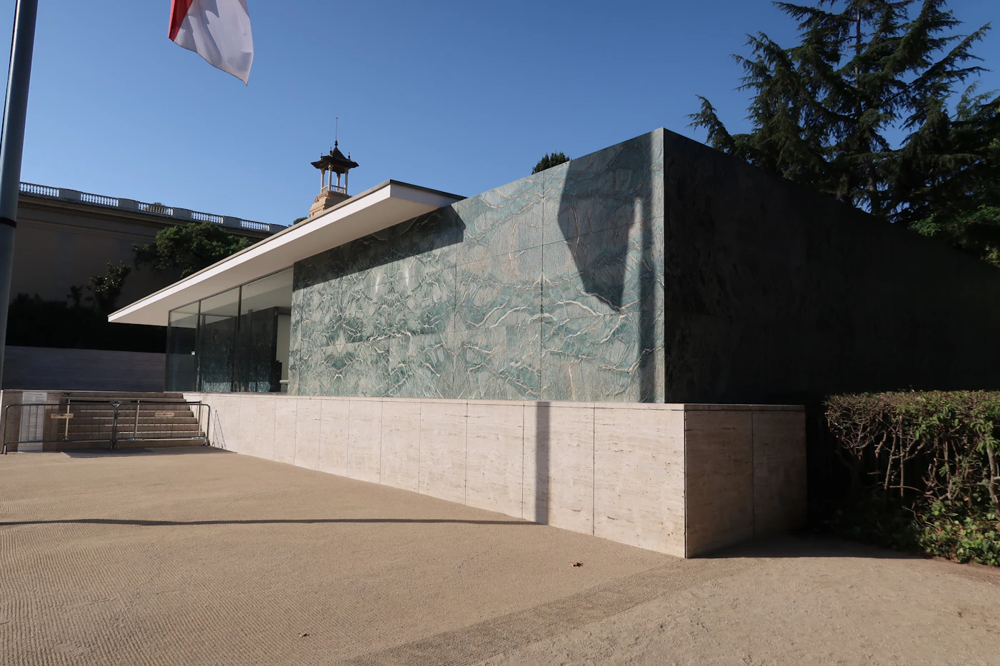 Lakeshore Pavilion photo 1