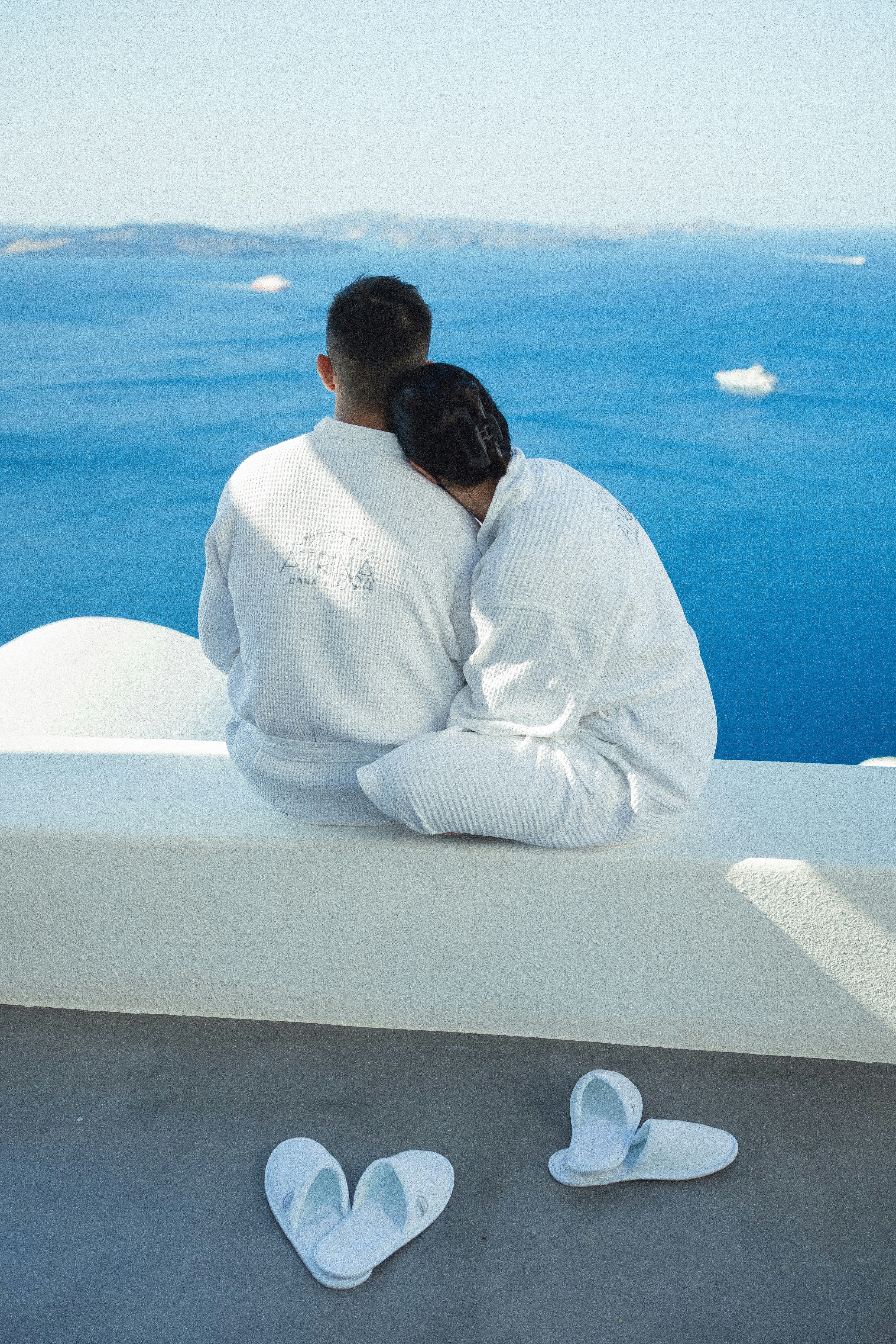 Are Experience Honeymoon Gifts Better Than Physical Presents? An Honest Breakdown