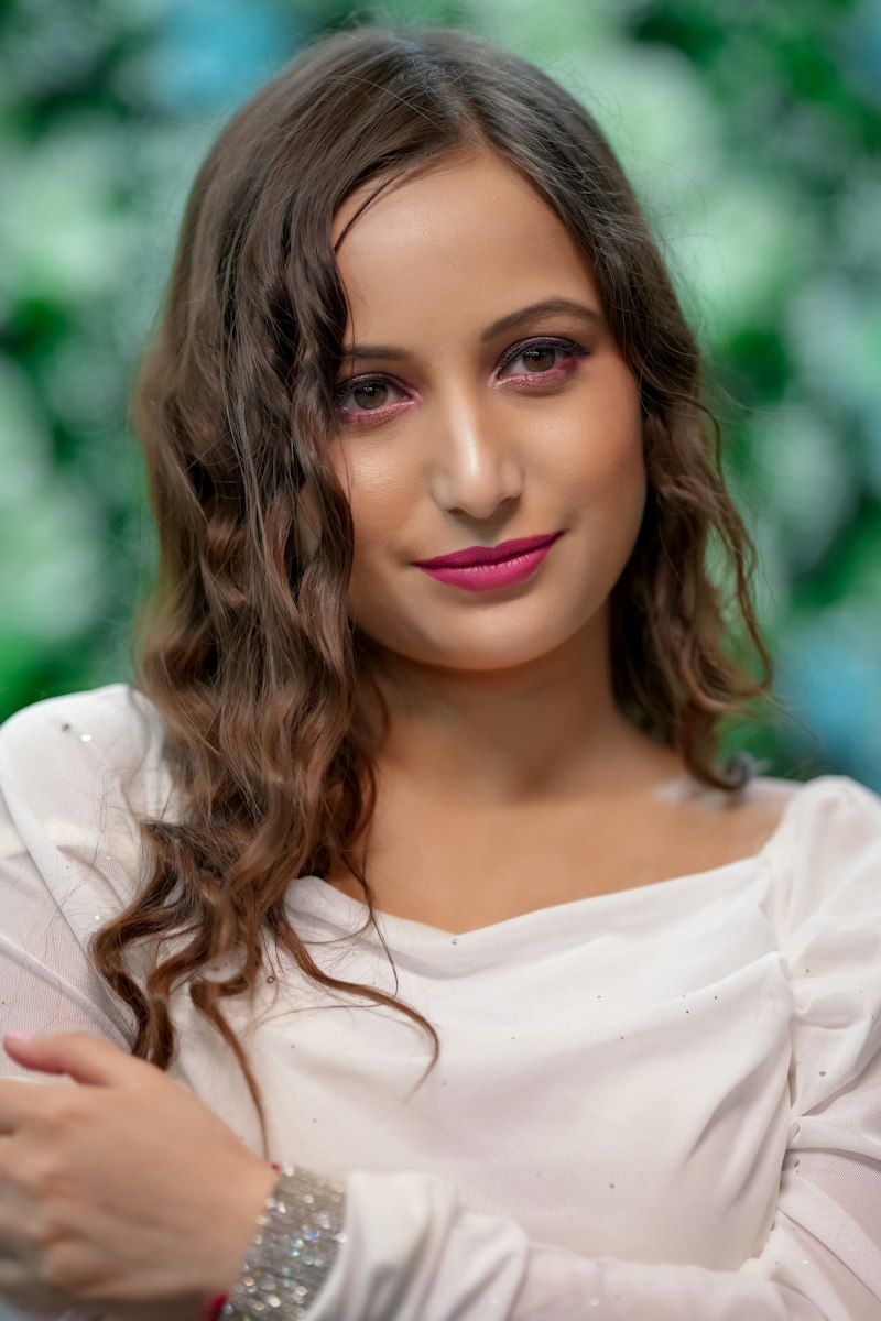 Pink Eyeshadow Date Night Look: A Step-by-Step Glam Tutorial