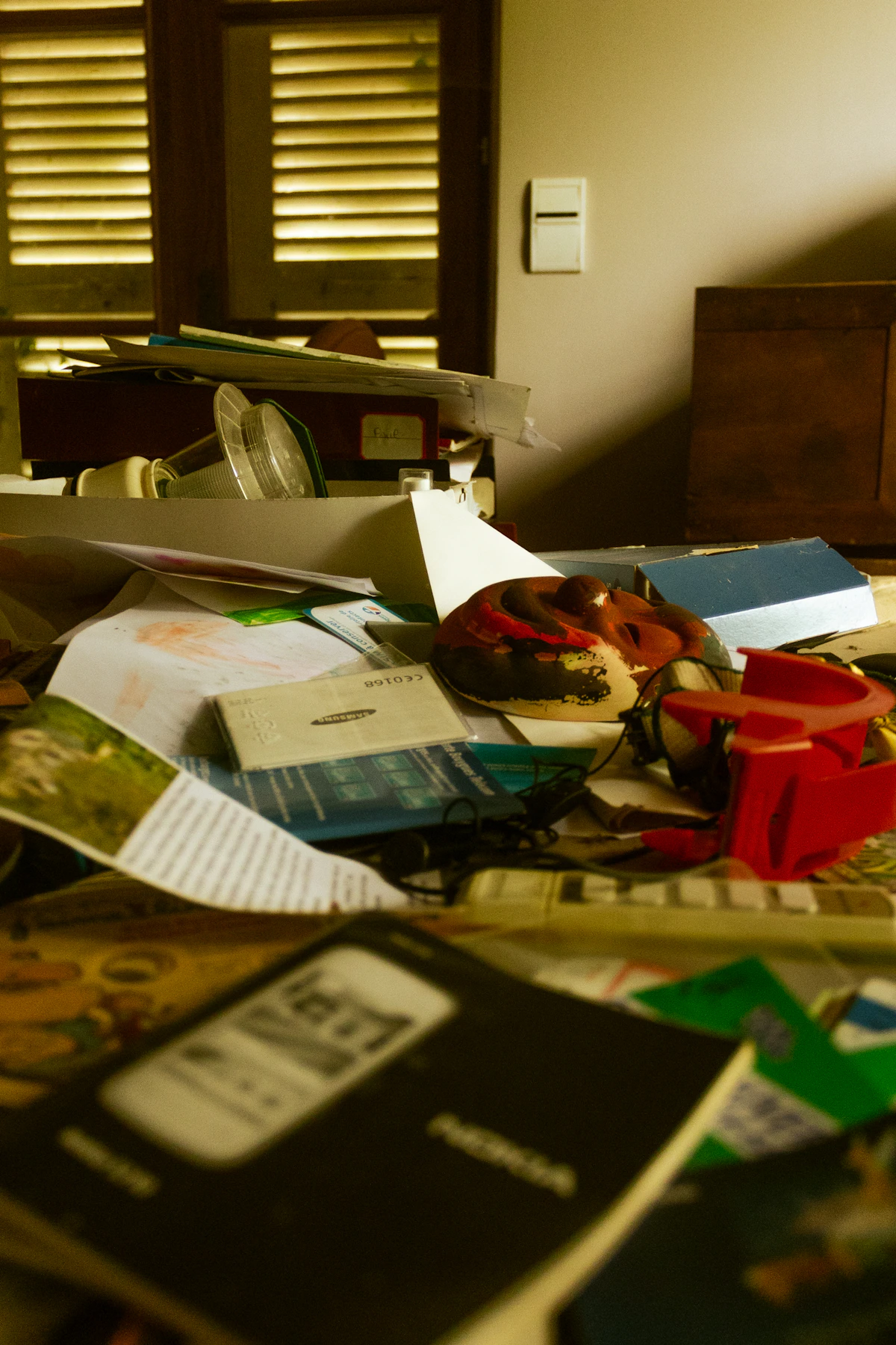 Before inspiration: cluttered desk