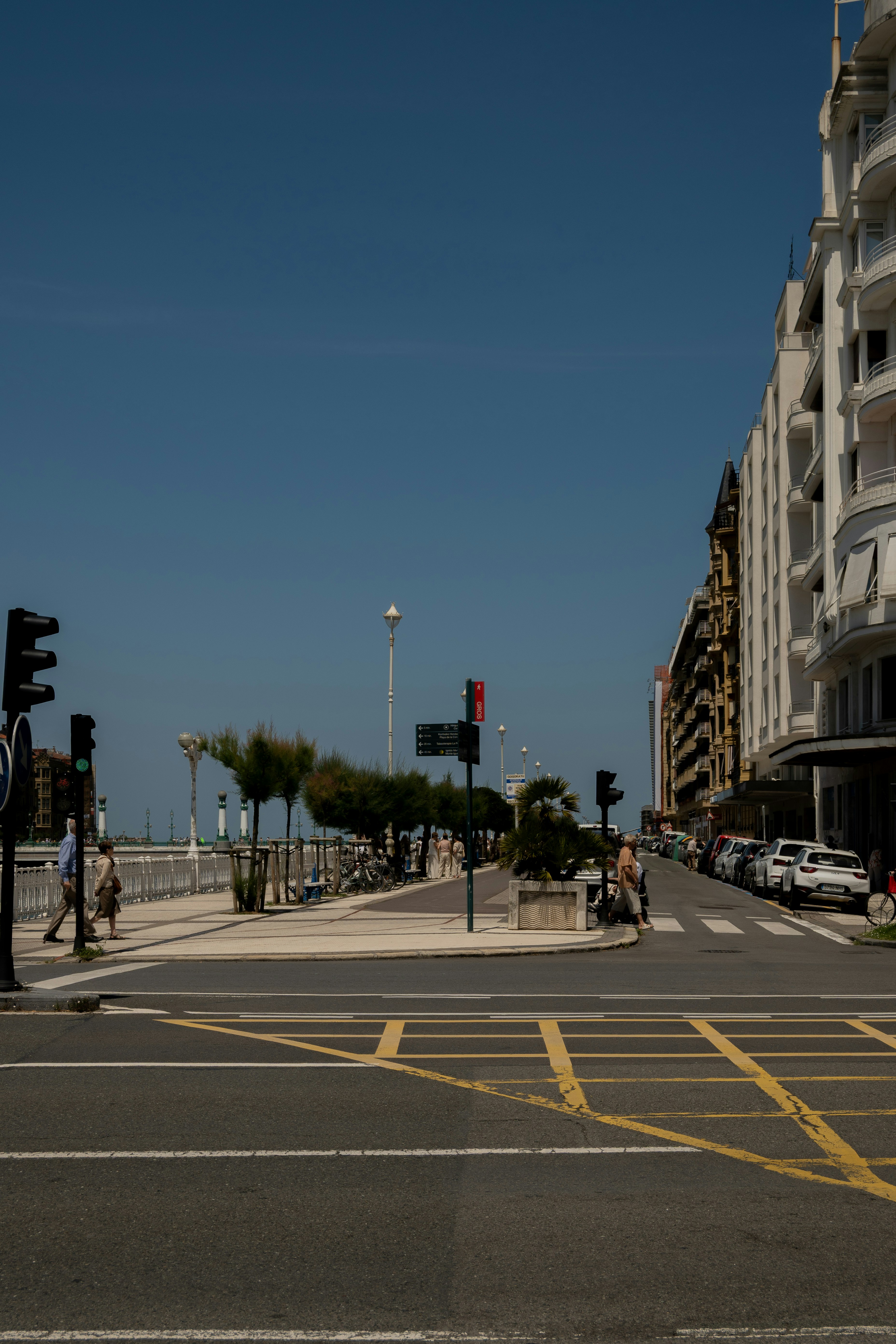 Photo by bymarres