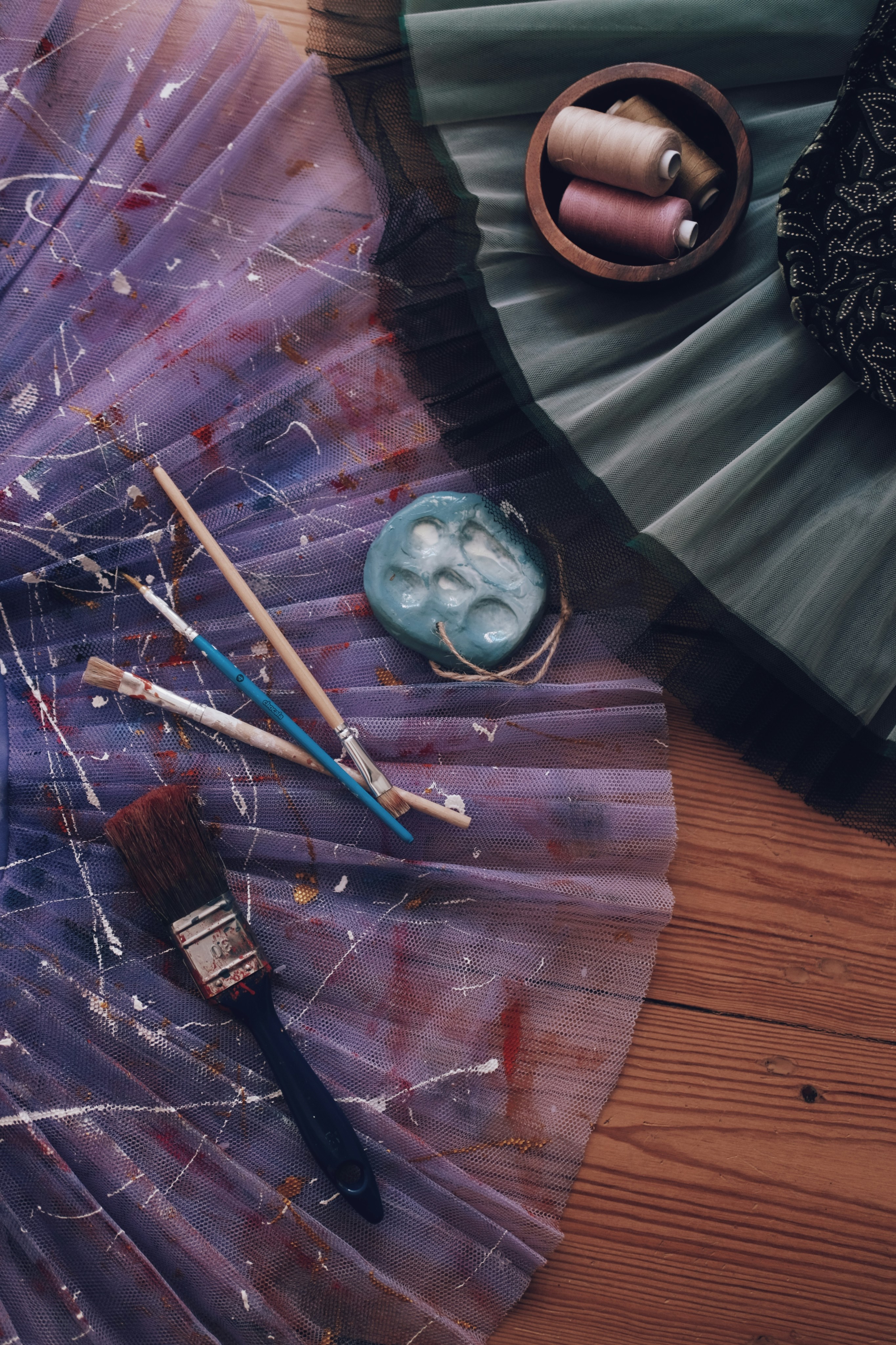 aesthetic craft supplies wallpaper, wallpaper, Summer Crafts for Adults at Home: Creative & Relaxing DIY Ideas 6