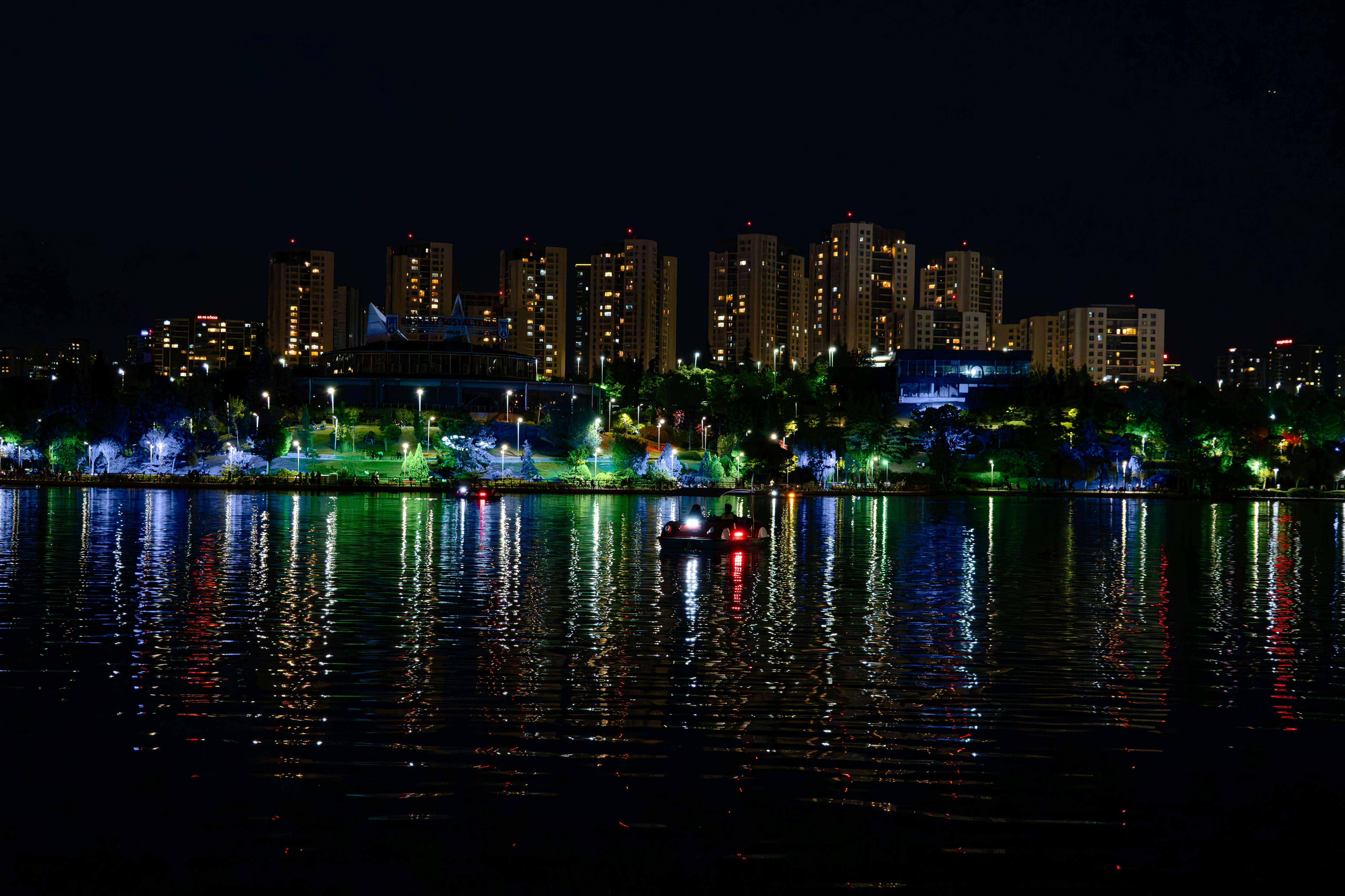 Nightlife Guide to Allen Park (2026)