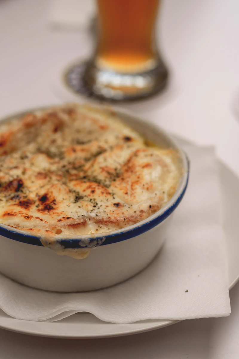 Sopa de Cebolla Gratinada