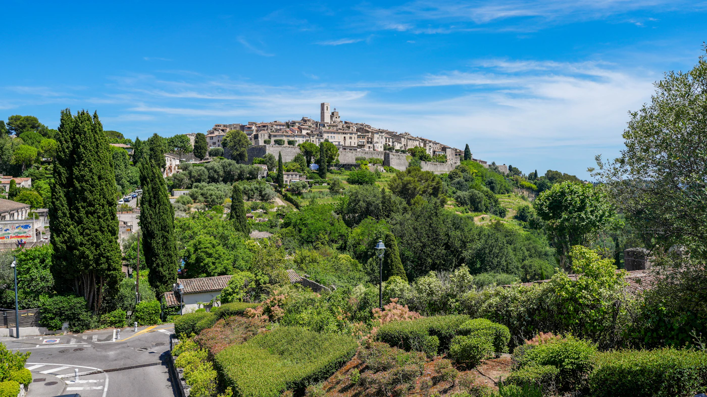 Illustration d'un village du sud de la France, Saint-Paul-de-Vence