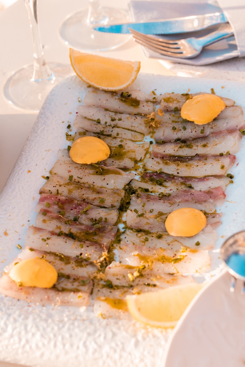 Samak Mashwi bil Limoun, grilled fish with lemon