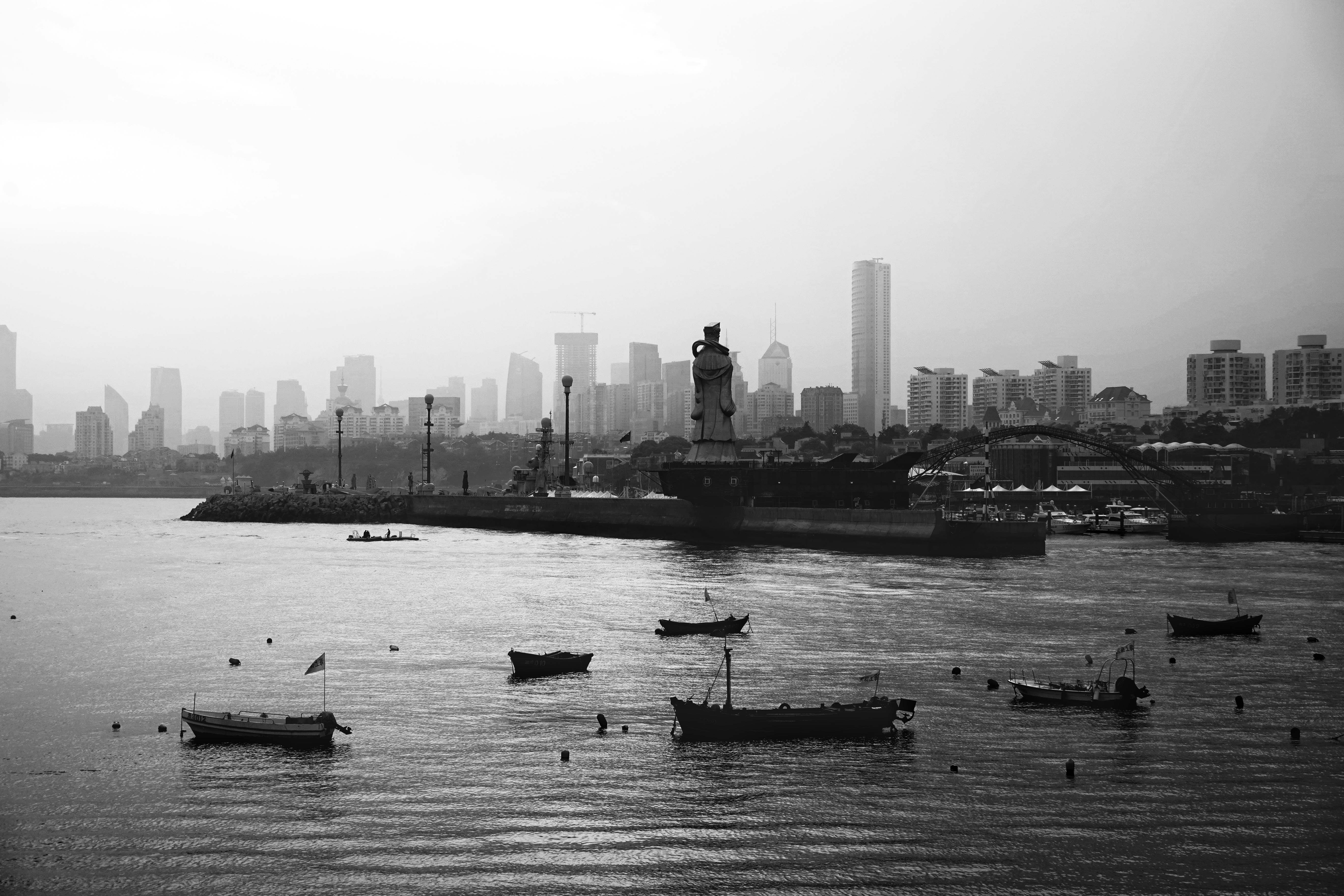 historic port harbor scenery, wallpaper, Akibat Perang Korea: Dampak Ekonomi dan Geopolitik di Indonesia 3