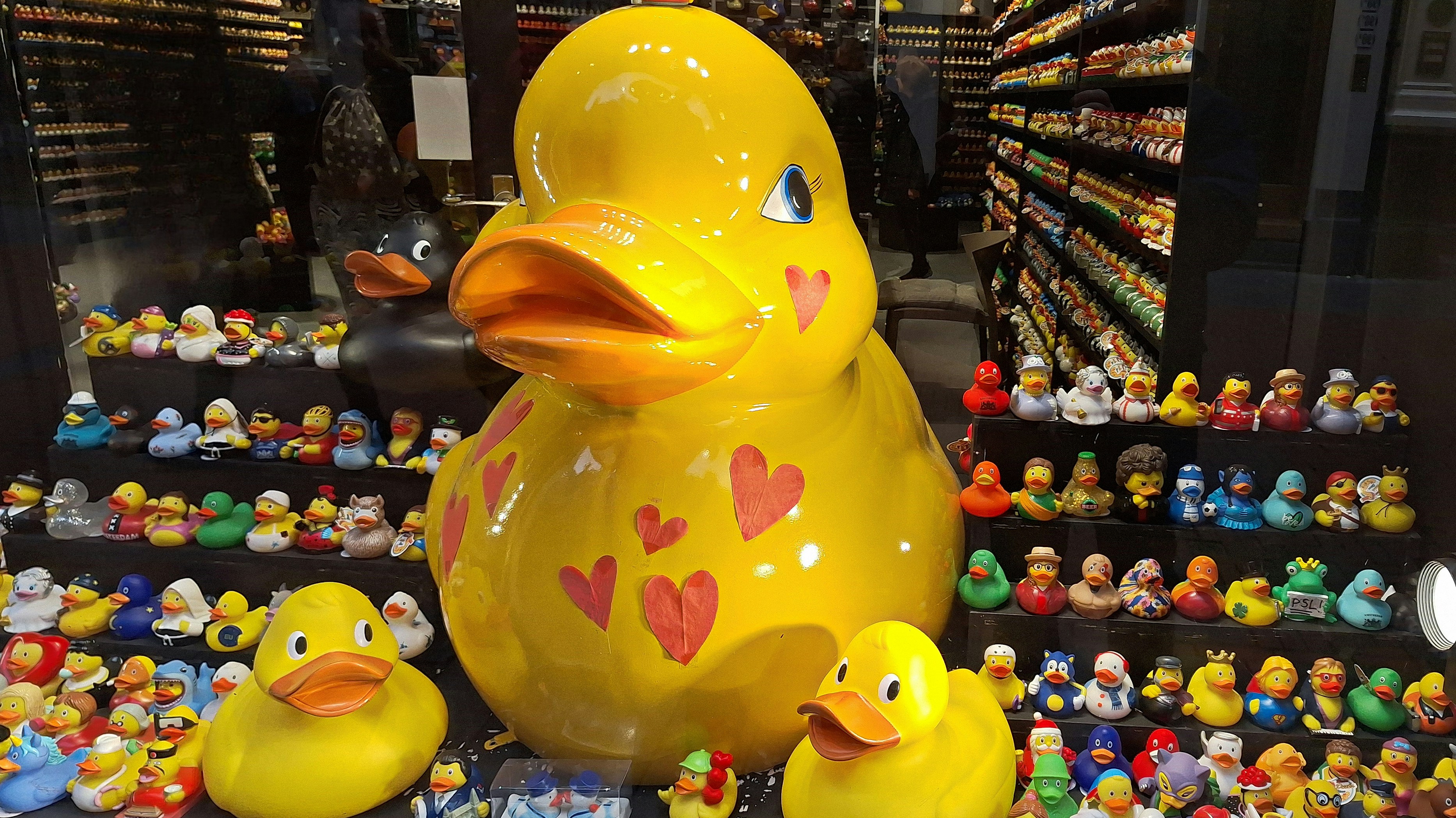 novelty gifts display