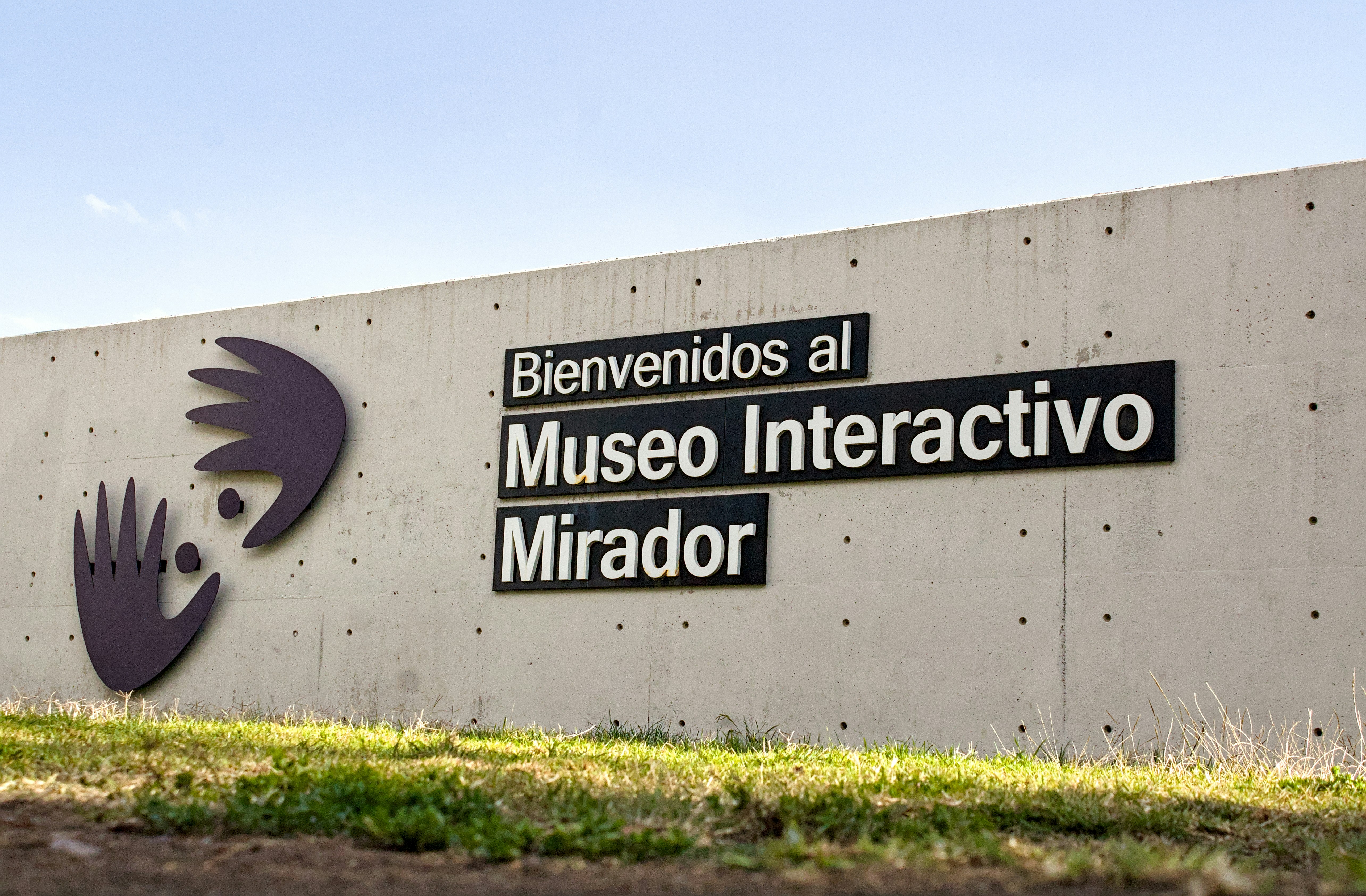 Entrada Museo Interactivo Mirador (MIM), Chile.