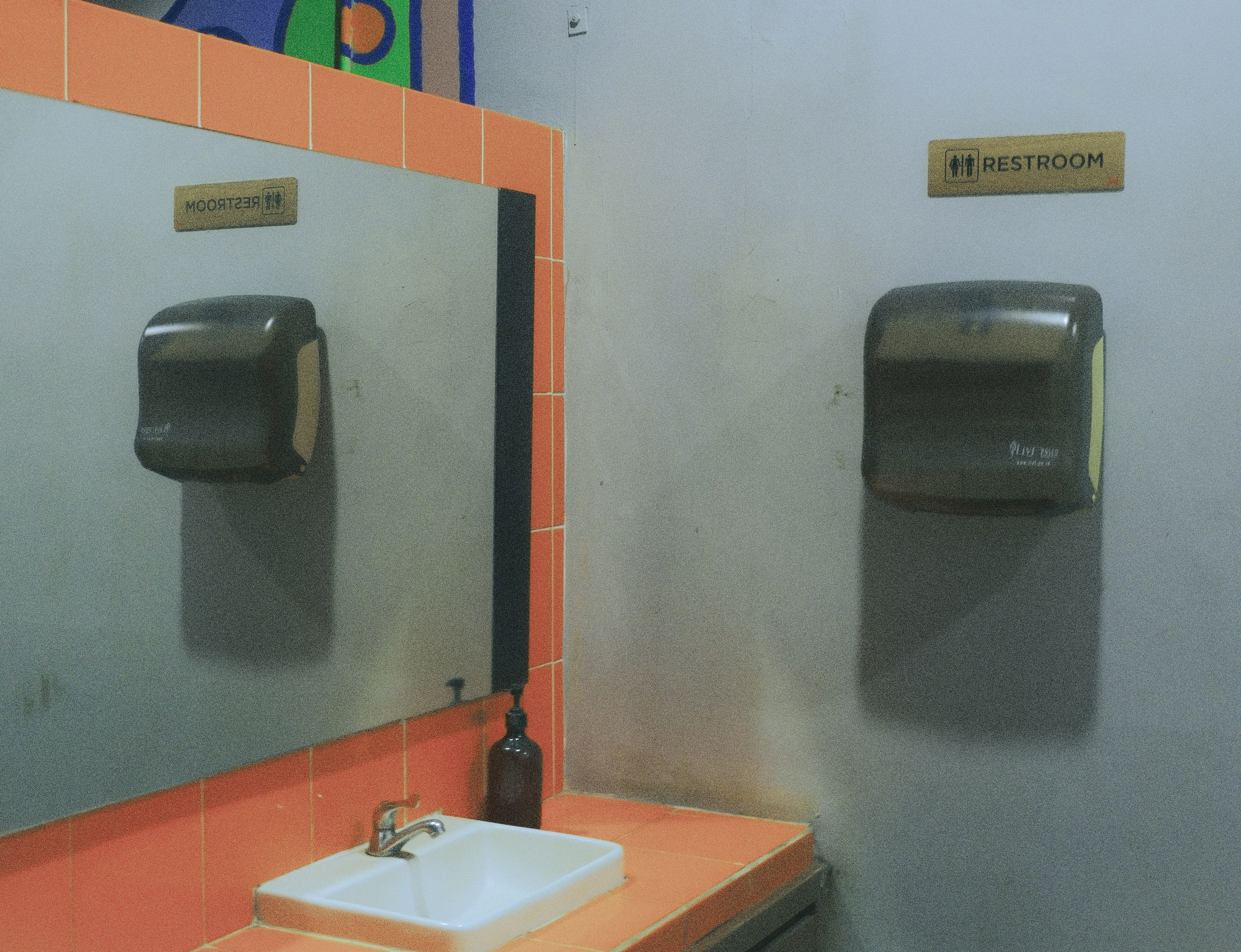 Jumbo Roll Toilet Paper Dispenser