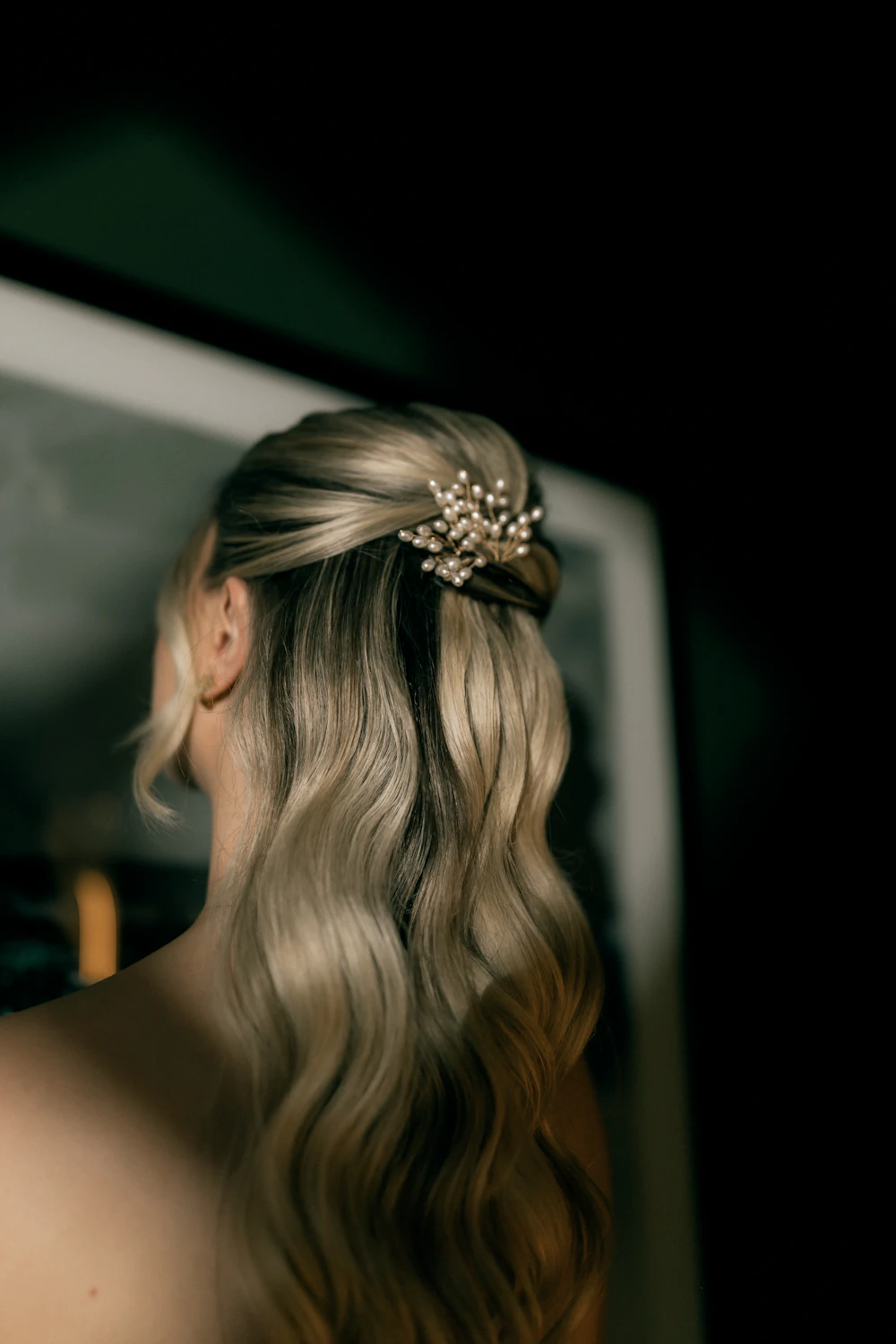 Acconciatura raccolta elegante