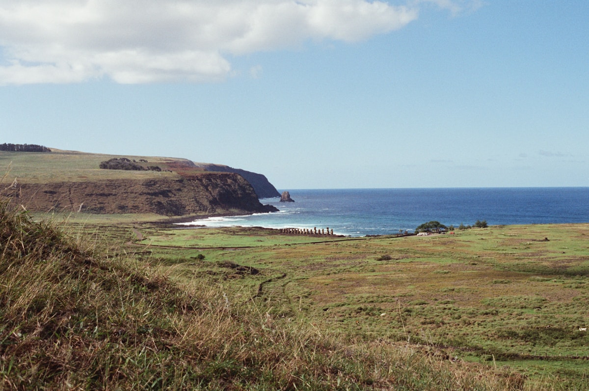 Longpan Park Kenting grassland and Pacific Ocean cliff