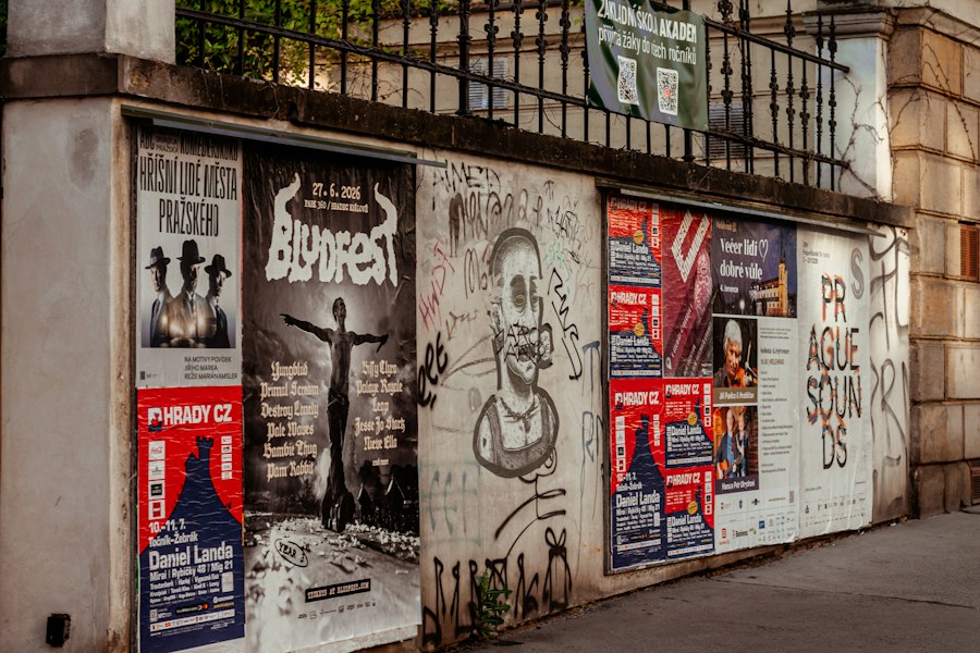Tessera Festival, posters pasted side by side