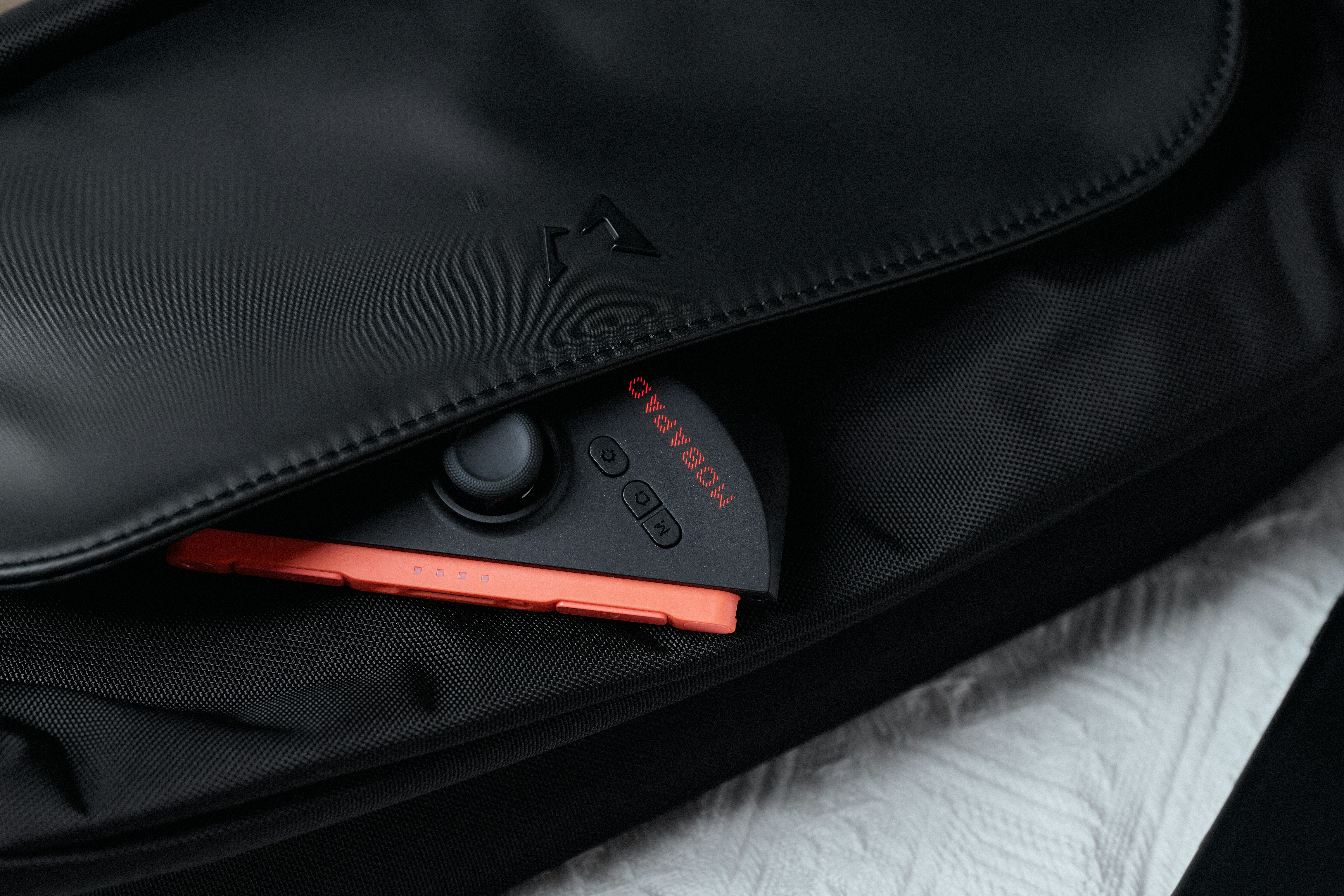 Gaming Colorchecker Passport Device Stored Inside A Black Bag. 4K Wallpaper #2816