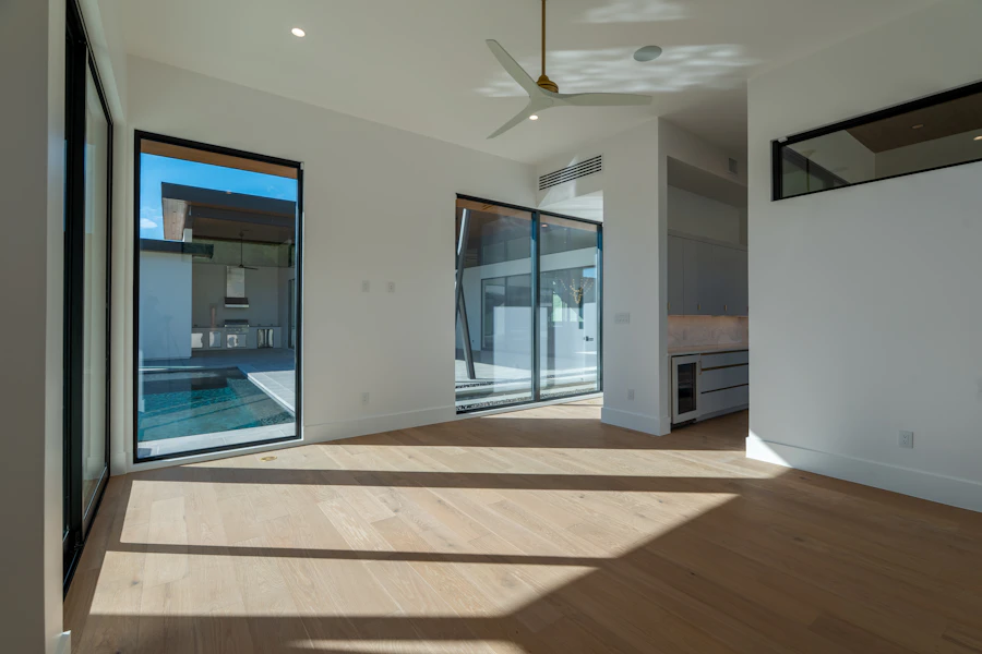 Premium waterfront residence representing Dubai
