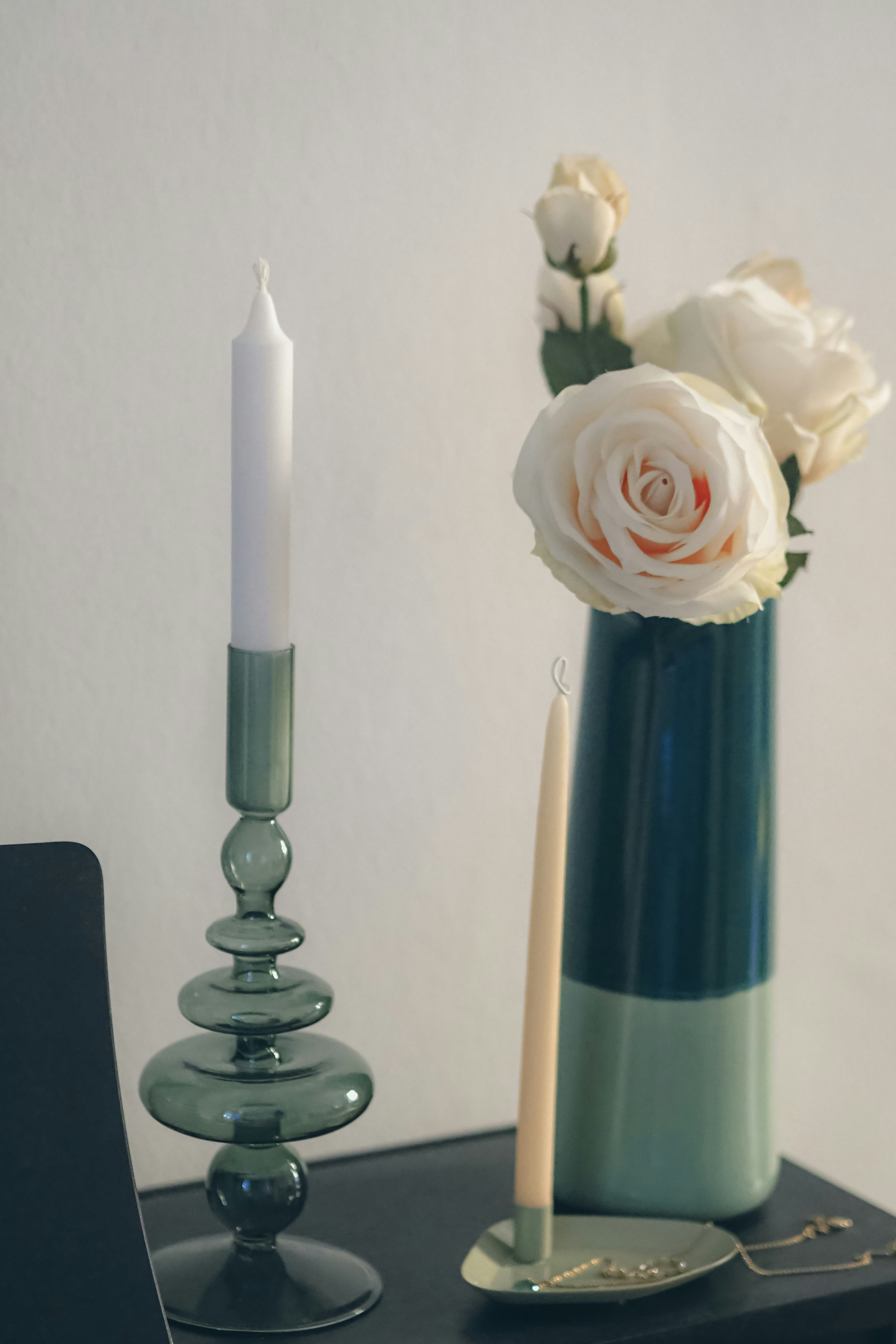 minimalist romantic gift aesthetic, wallpaper, Handmade Gift Ideas for Valentines: Meaningful DIY Projects for Her 5