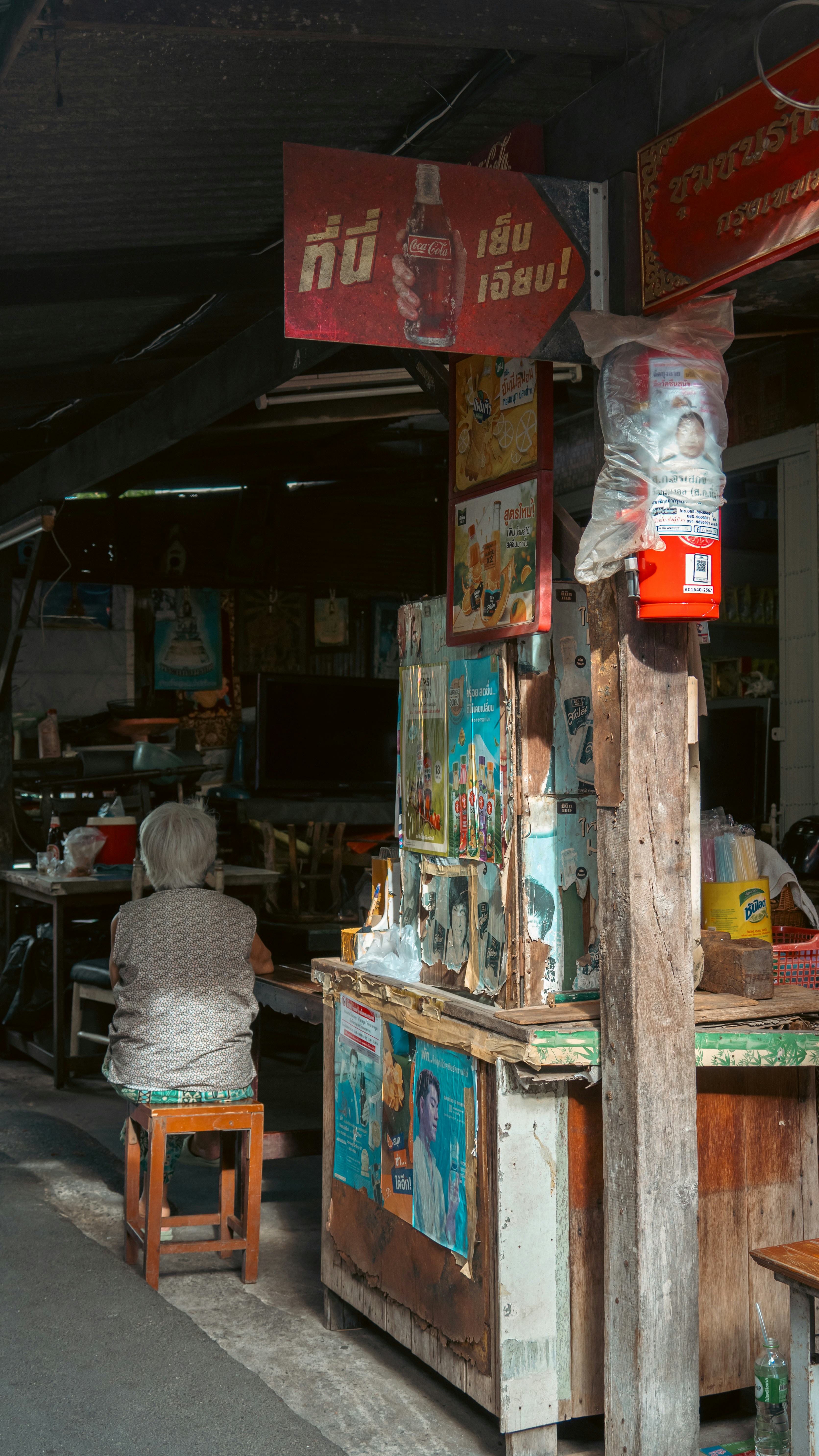 Mid-Range and Casual Sit-Down Restaurants