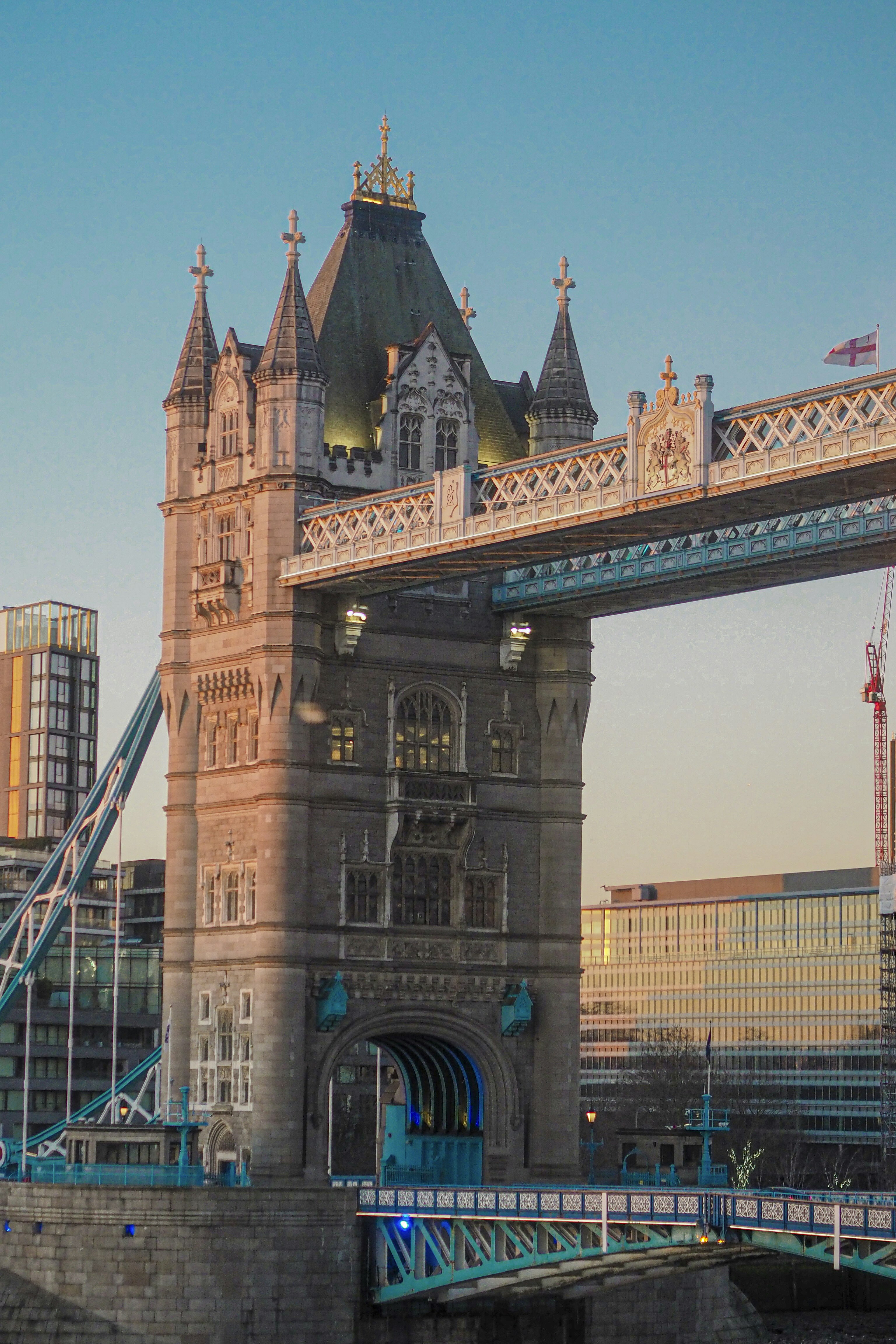Tower Bridge a Londra al tramonto.