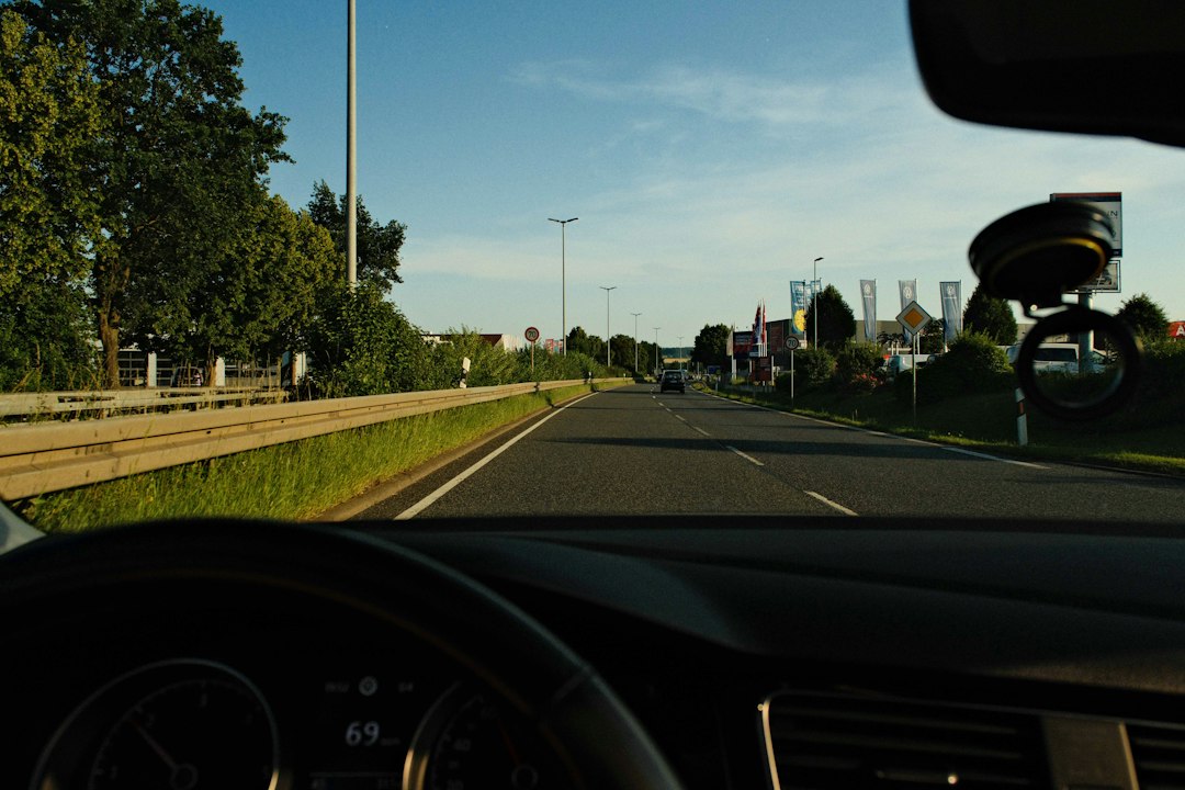 Automatic driving lessons in Northcote