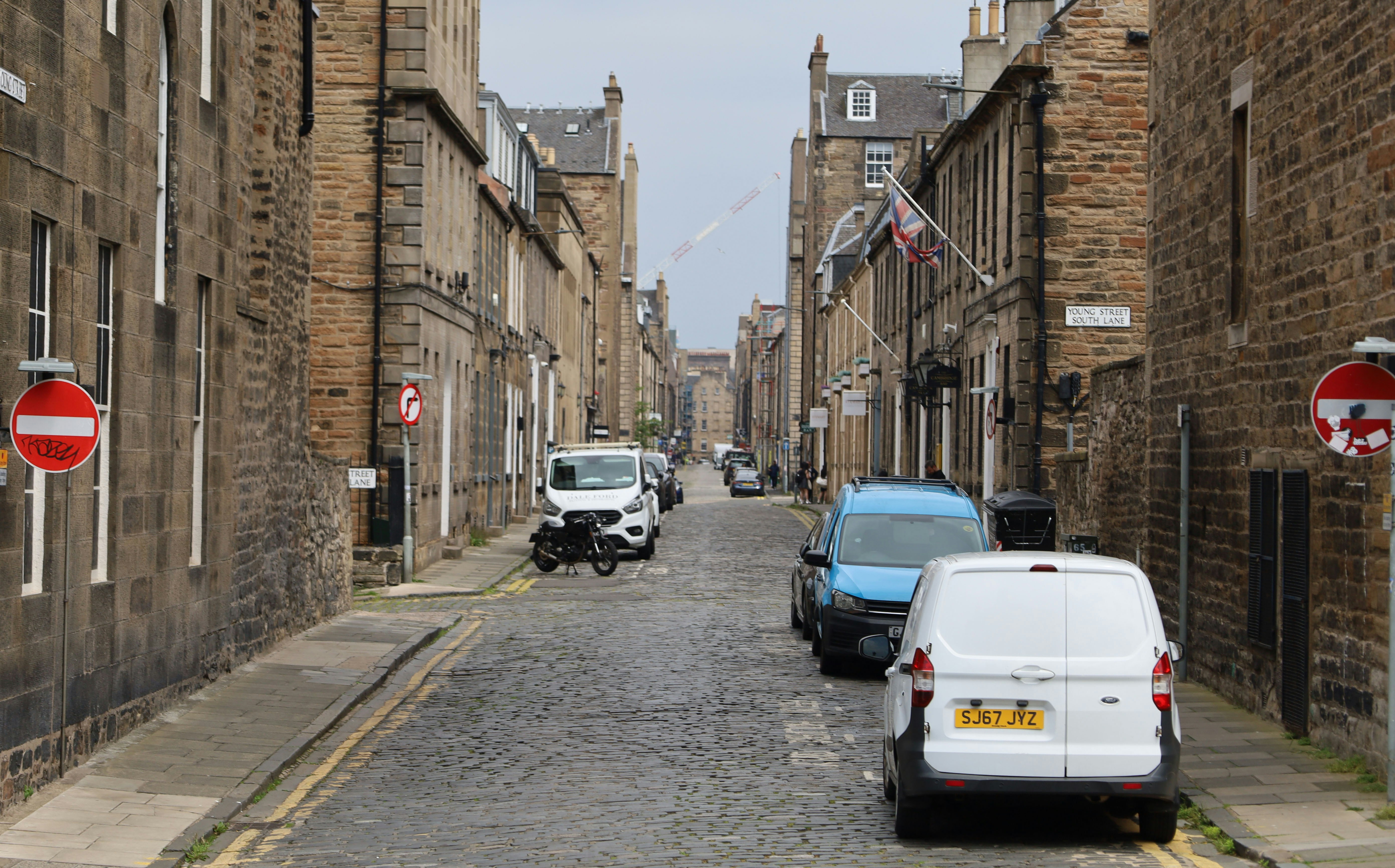 Satellite Data Downlink: Scotland's Ground Segment Revolution