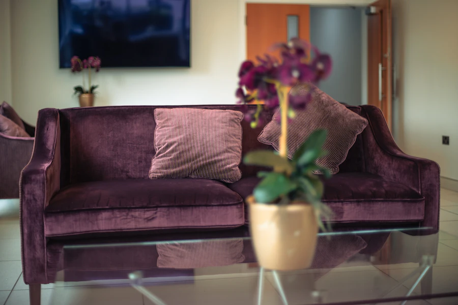 Opal 3-seater · velvet