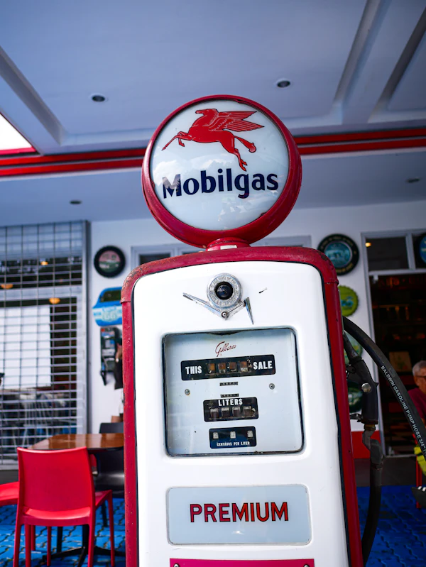 petroliana collecting
