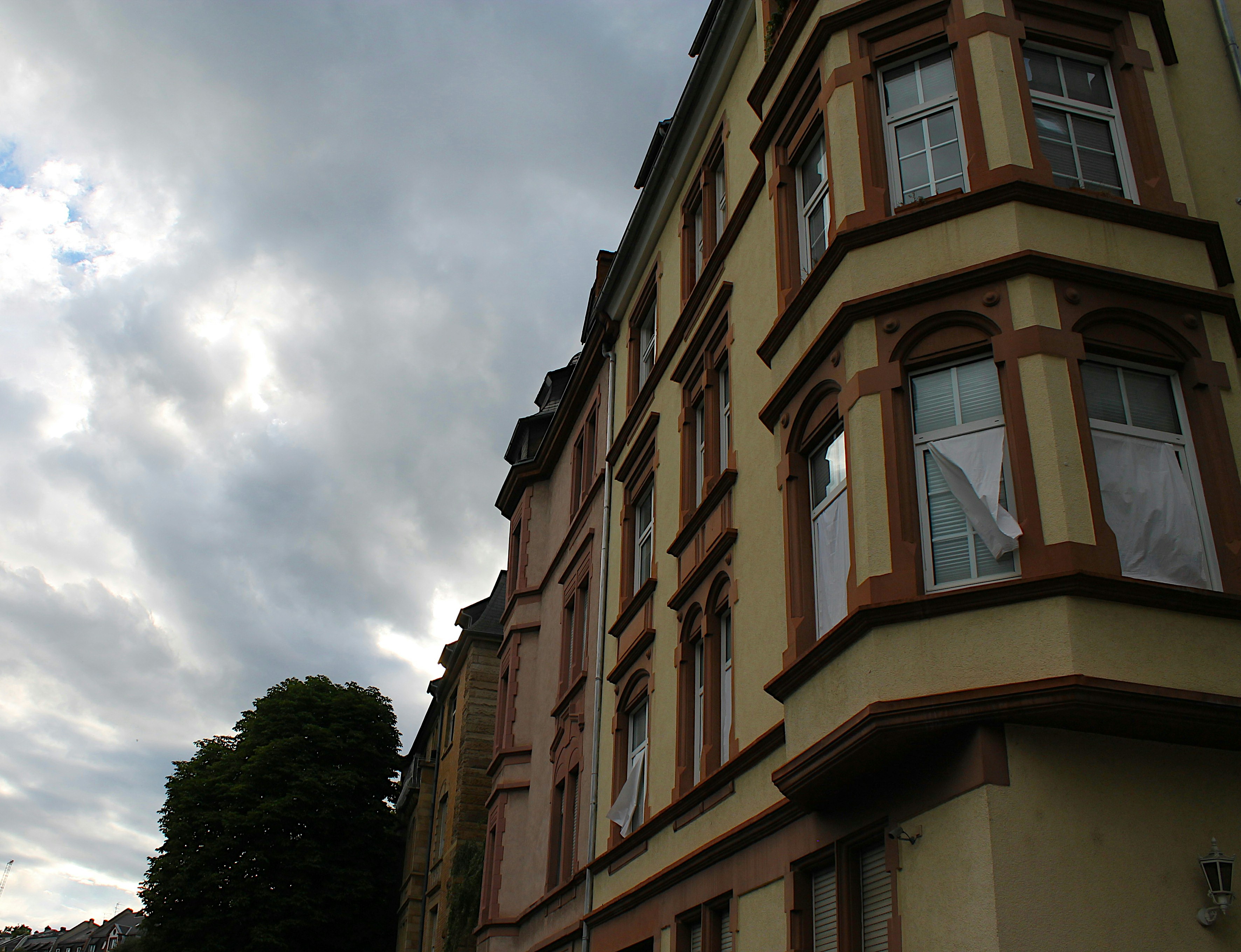 Altbau mit Erkern, Frankfurt am Main