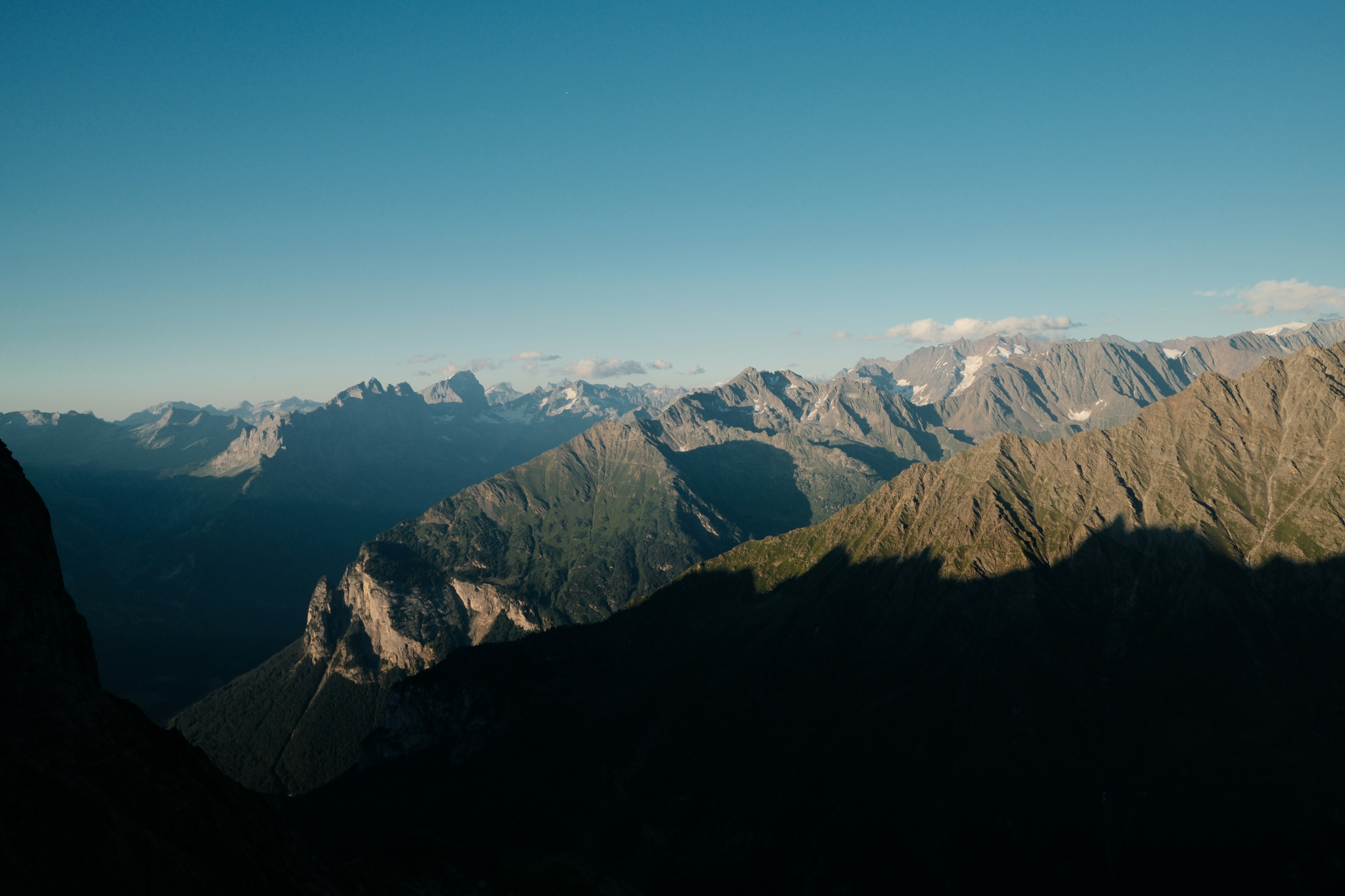 Mountains July In The Swiss Alps. Rosenlaui To Urbachtal Via Dossenhütte And Gaulihütte. 4K Wallpaper #3576