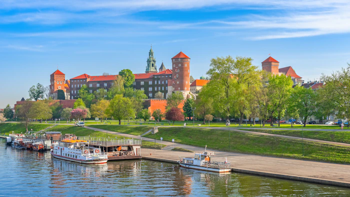 Castillo de Wawel sobre el río Vístula, Cracovia