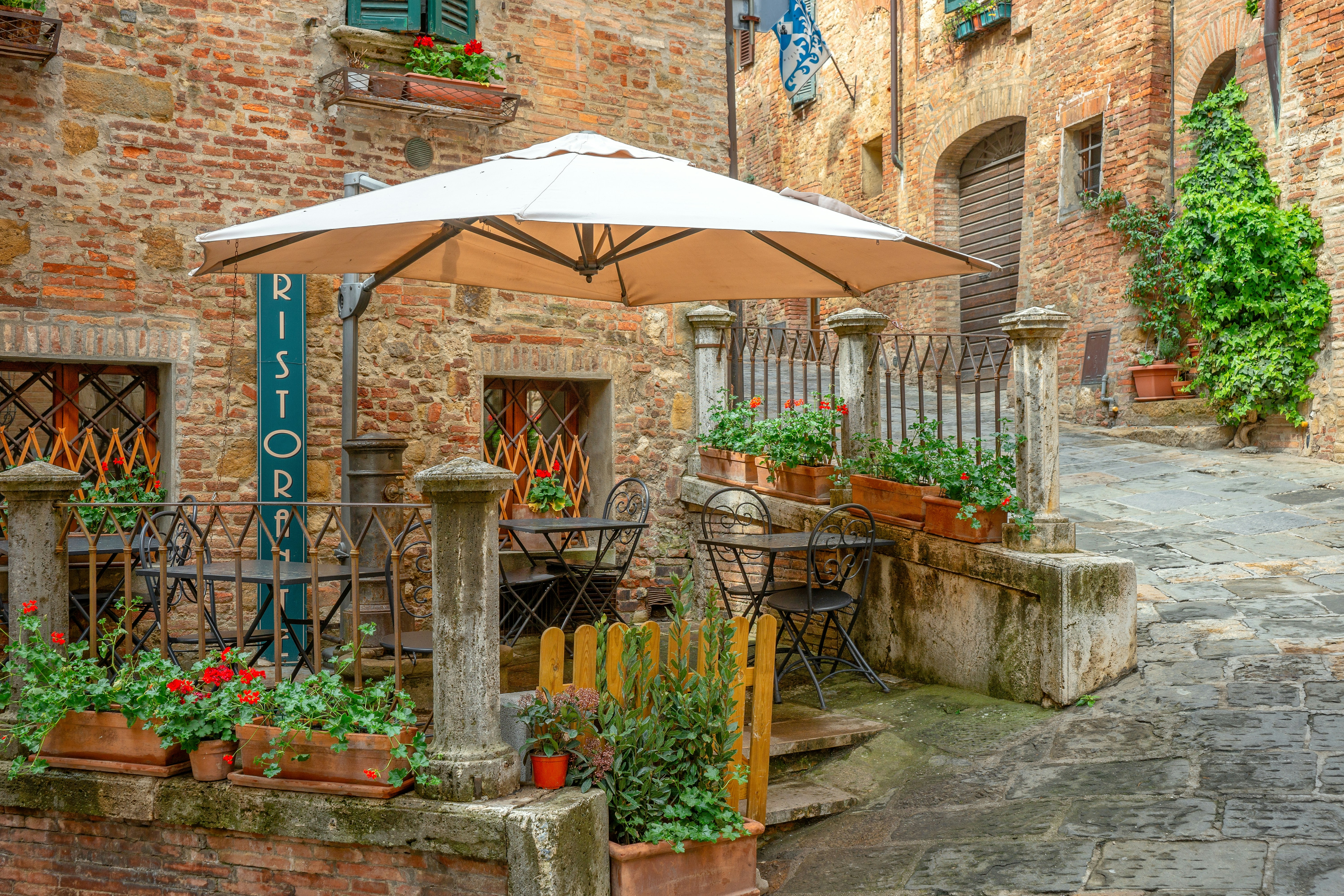 Best Restaurants in Porz am Rhein for Business Lunches (2026)