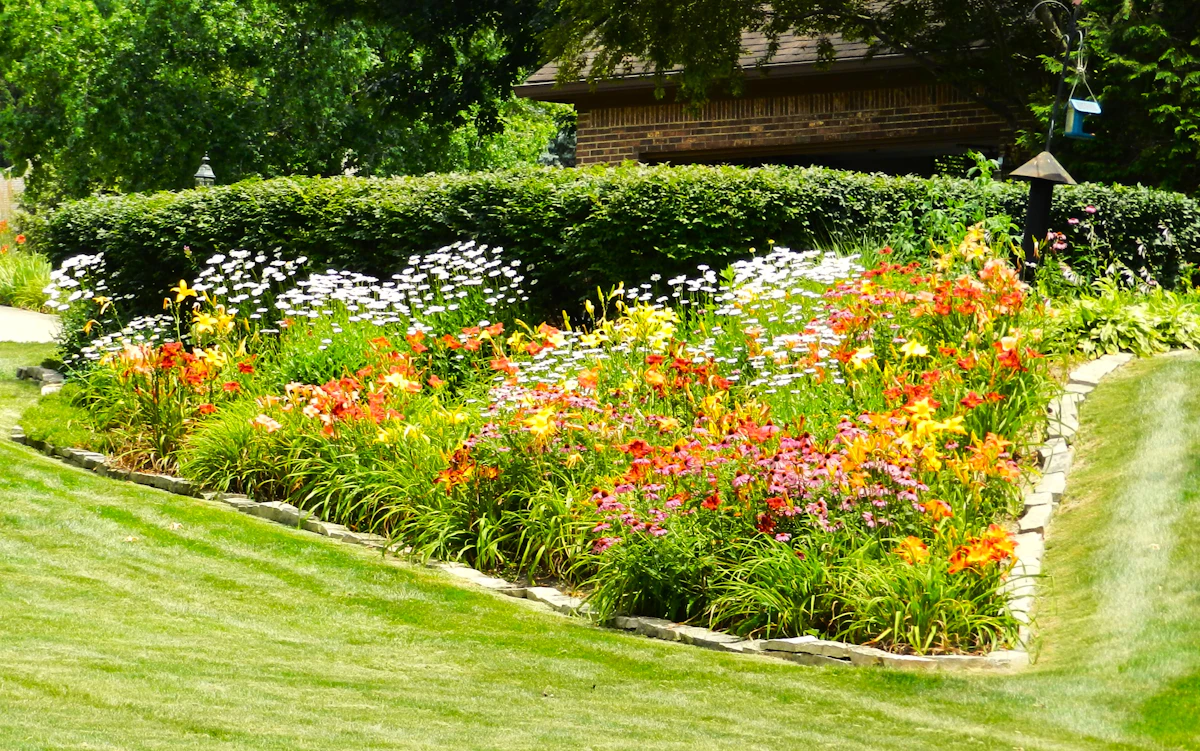 Stop Missed Calls From Losing Landscaping Jobs in 2026