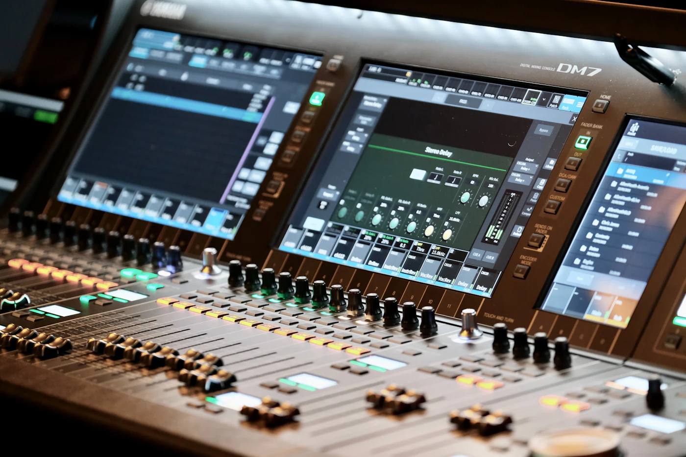 AV over IP & Media Distribution by UBM