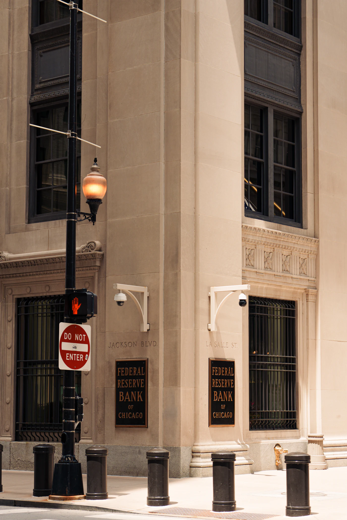 The Federal Reserve Bank of Chicago building