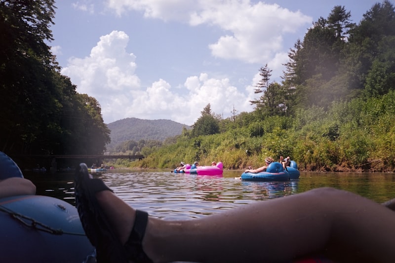 River tubing on the Delaware