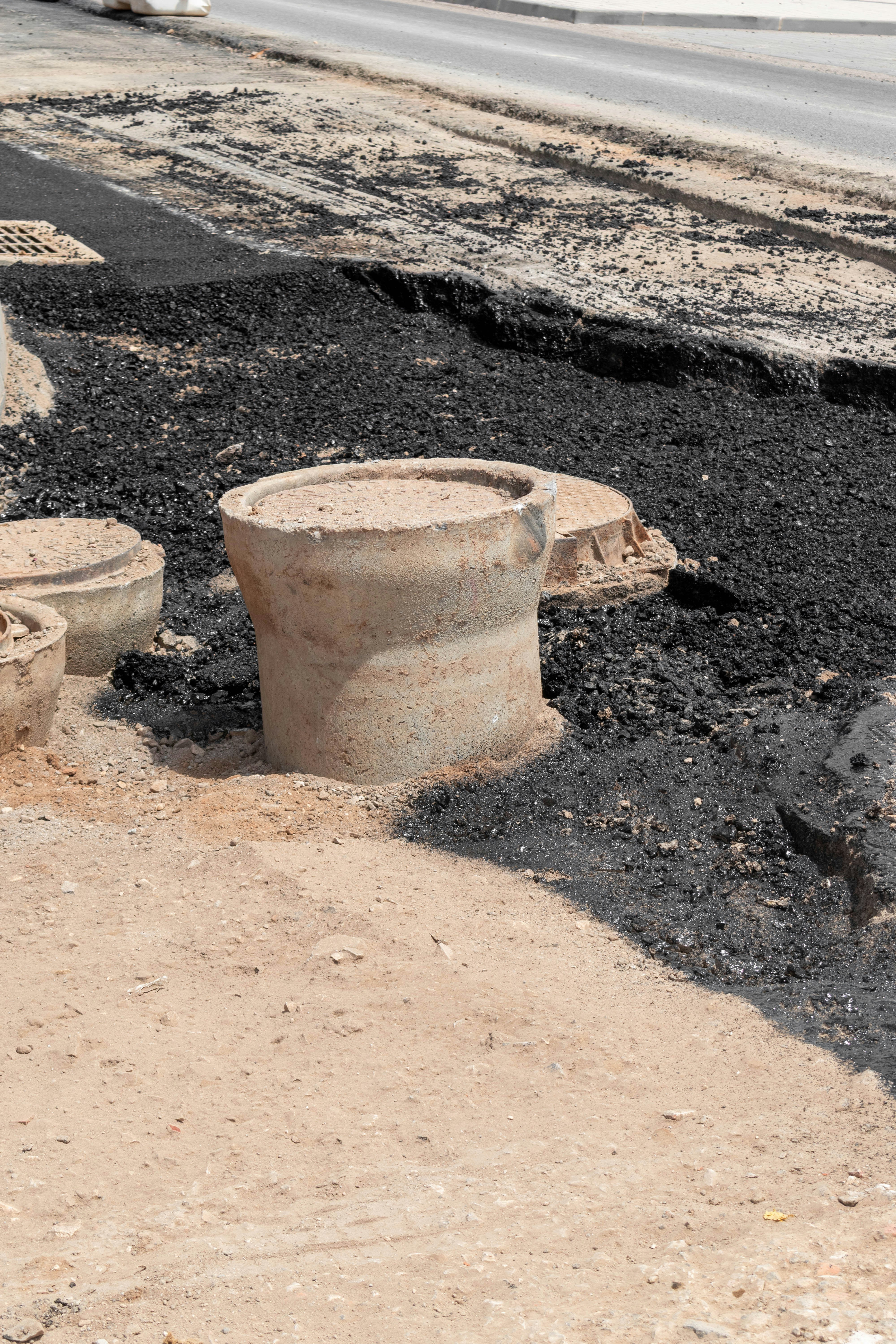 Comparison of costs for different asphalt thicknesses