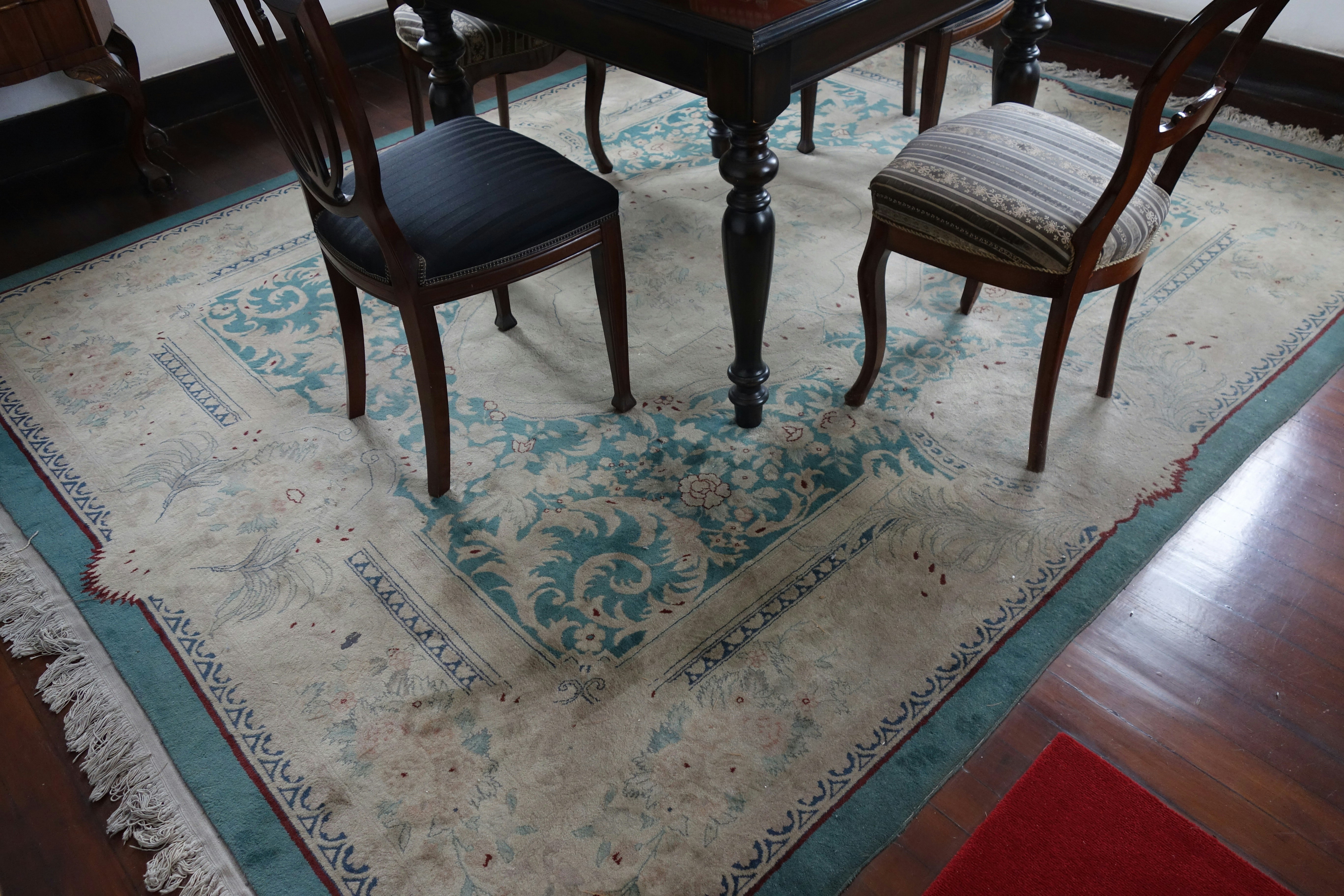 luxury dining room rug, wallpaper, Luxury Area Rugs for Dining Room: Top-Rated Style Guide 6