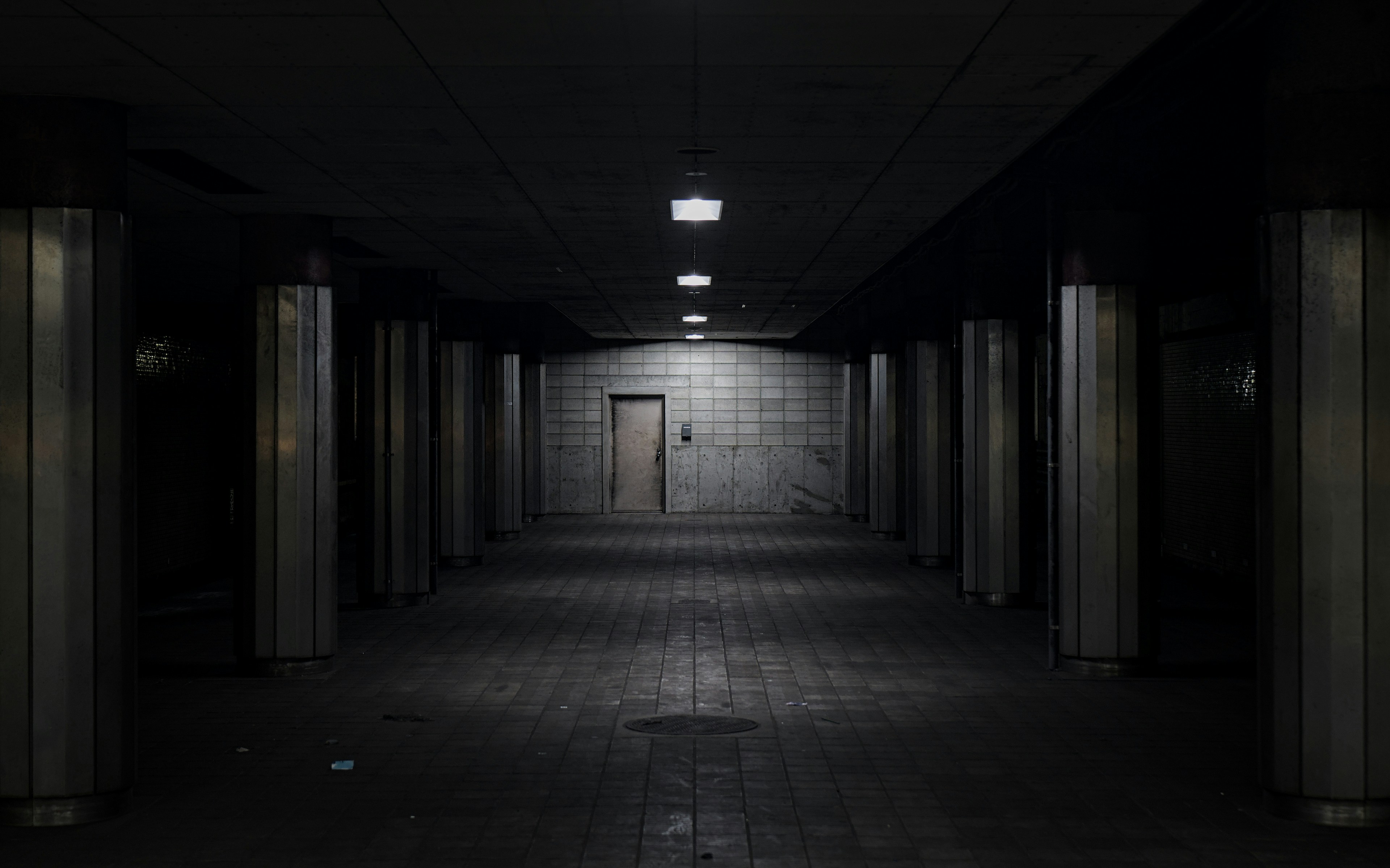Alone in the Cartridge: How 8-Bit Emptiness Told the Truth About Isolation