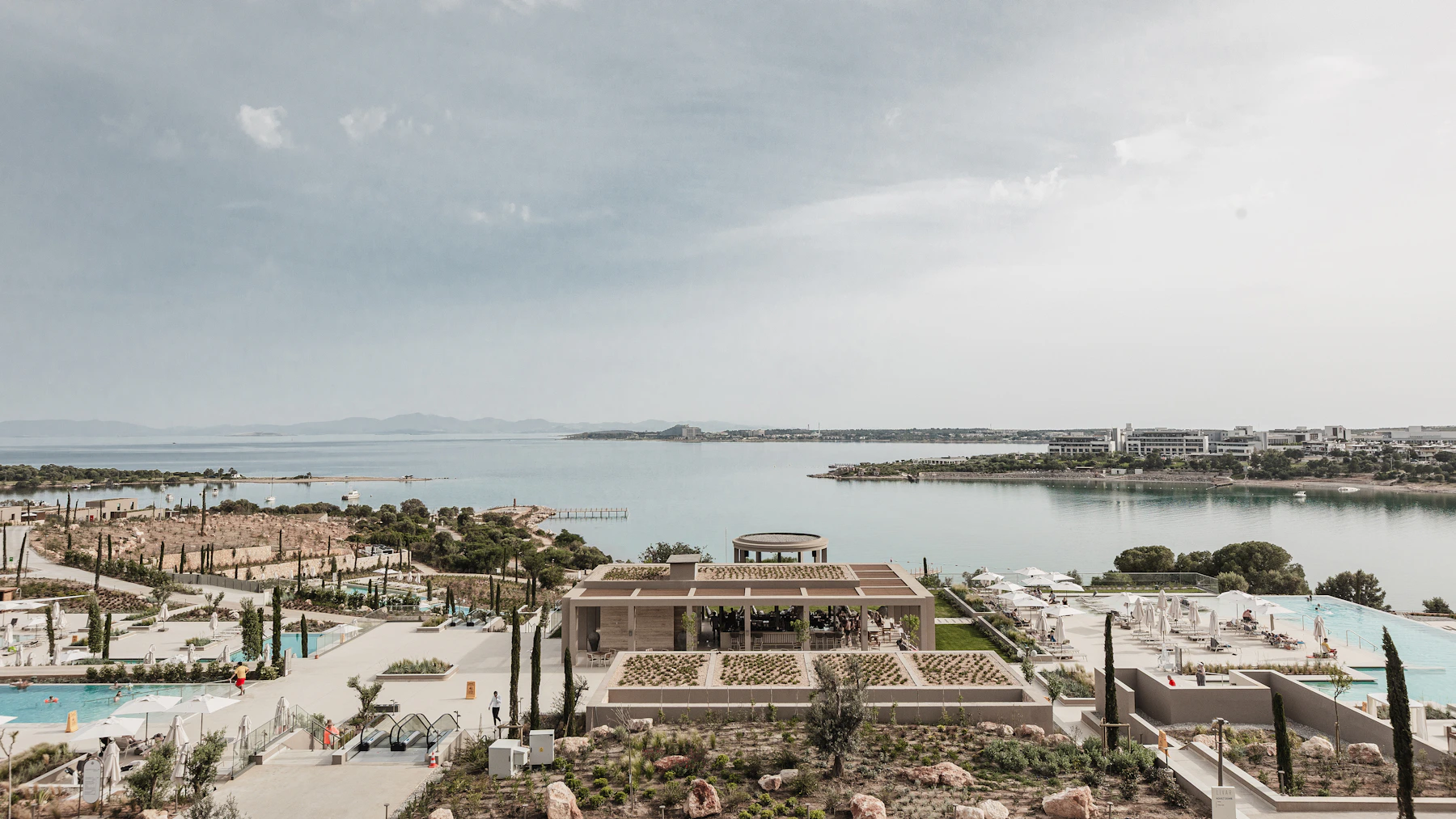 The pool and coastline at Meridian House